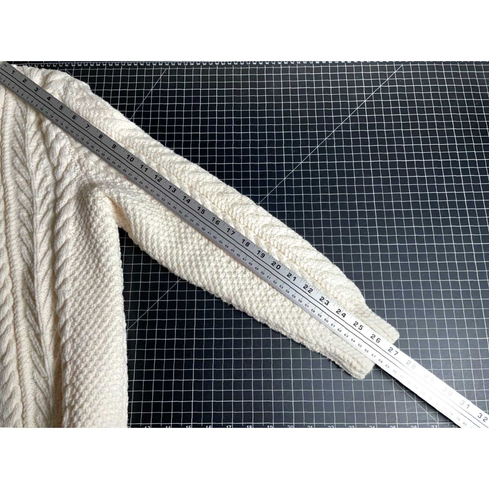 Vintage VINTAGE 70s Wool Cable Knit Sweater Men's XL Ivory Crew Neck Pullover Classic Preppy Retro Warmth Mens Size US XL / EU 56 / 4 - 6 Thumbnail