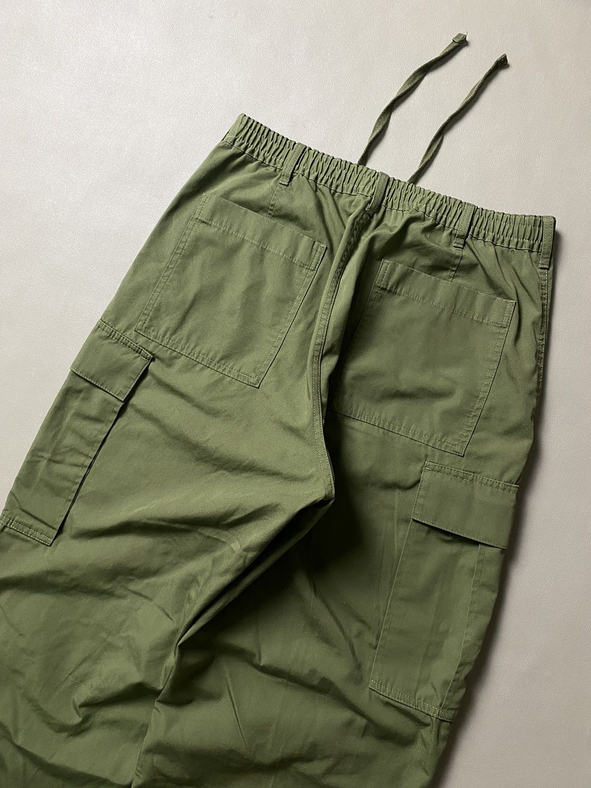 GU × Japanese Brand × Yohji Yamamoto Gu Super Wide Yohji Yamamoto Style Cargo Pants Size US 34 / EU 50 - 5 Thumbnail