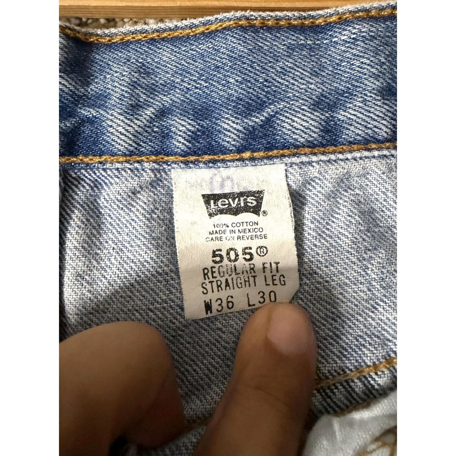 Levi's Levi's 505 Jeans Mens 36x30 Light Wash Blue Regular Straight Denim Distressed Pockets Vintage No Size US 36 / EU 52 - 7 Thumbnail