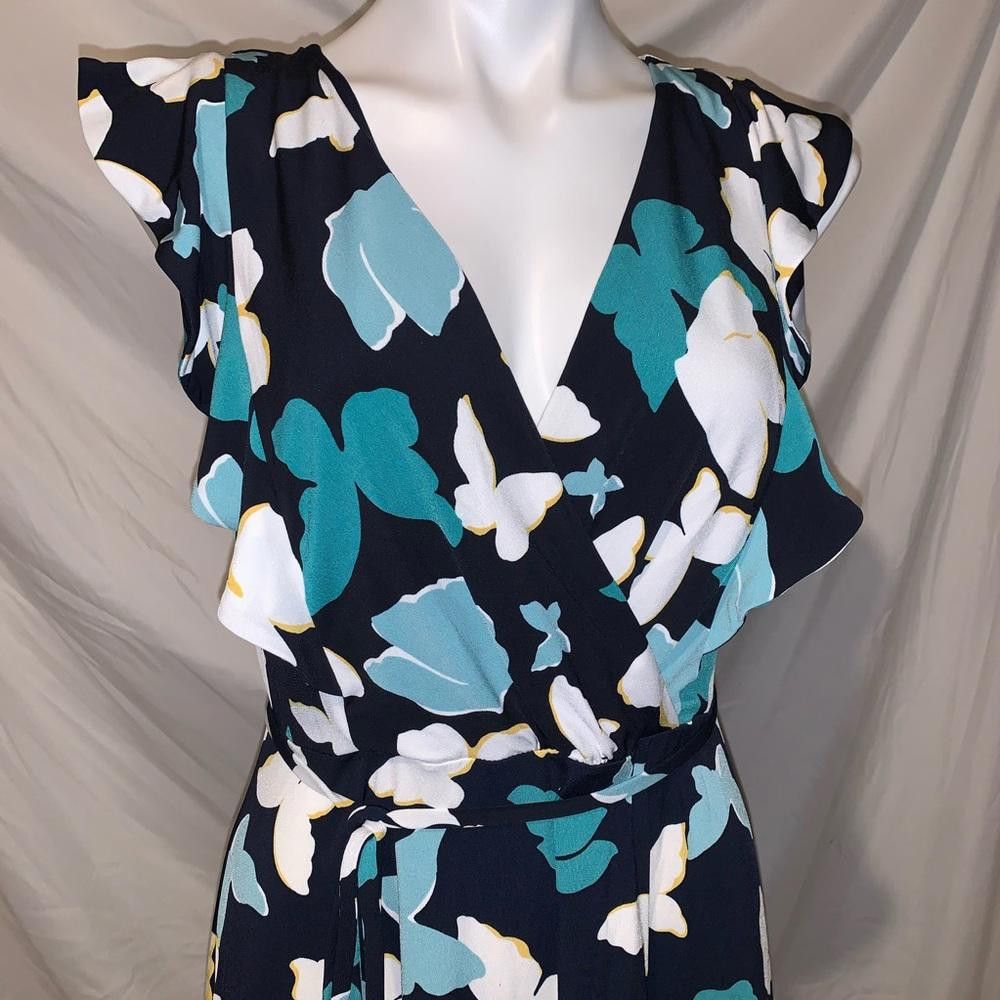 Ann Taylor Ann Taylor Factory Wrap Butterfly Floral Dress, 4 Size M / US 6-8 / IT 42-44 - 5 Thumbnail