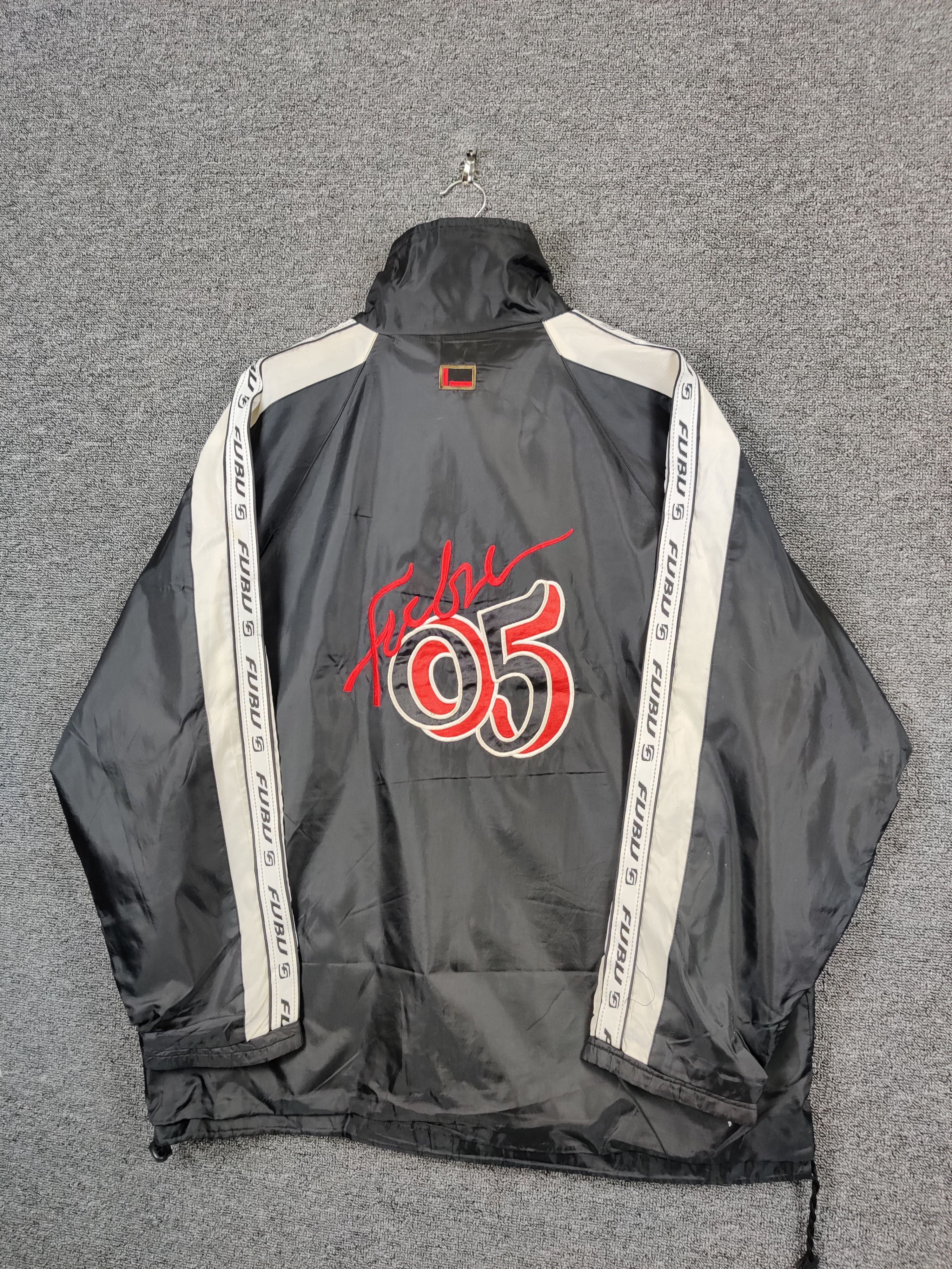 Fubu Vintage Fubu Embroidery Winbreaker Light Jacket Size US L / EU 52-54 / 3 - 2 Thumbnail