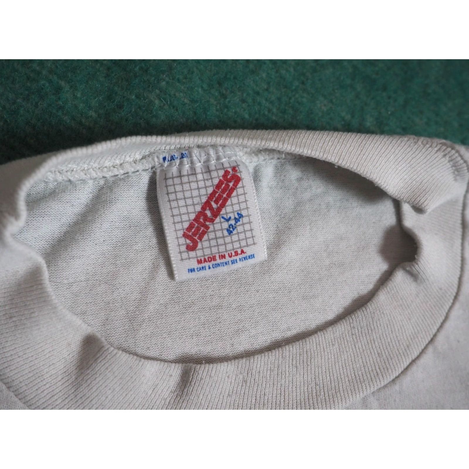 Jerzees VTG Jerzees T-Shirt White Crew Neck Short Sleeve Graphic Print Logo Men L 90s Teacher School Education Apple Bear Vintage: Yes Size US L / EU 52-54 / 3 - 4 Thumbnail