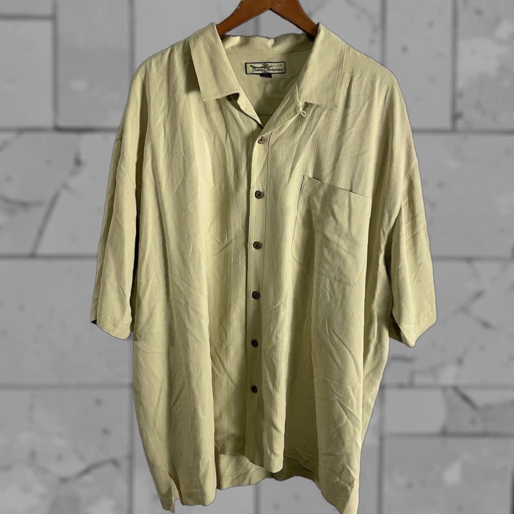 Tommy Bahama VINTAGE Tommy Bahama Shirt Men 2XL Silk Beige Hawaiian Style Button-Up Short Sleeve Size US XXL / EU 58 / 5 - 1 Thumbnail