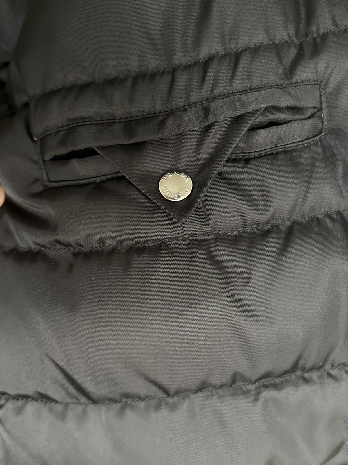 Prada 2019 Prada triangle parka Size US M / EU 48-50 / 2 - 5 Thumbnail