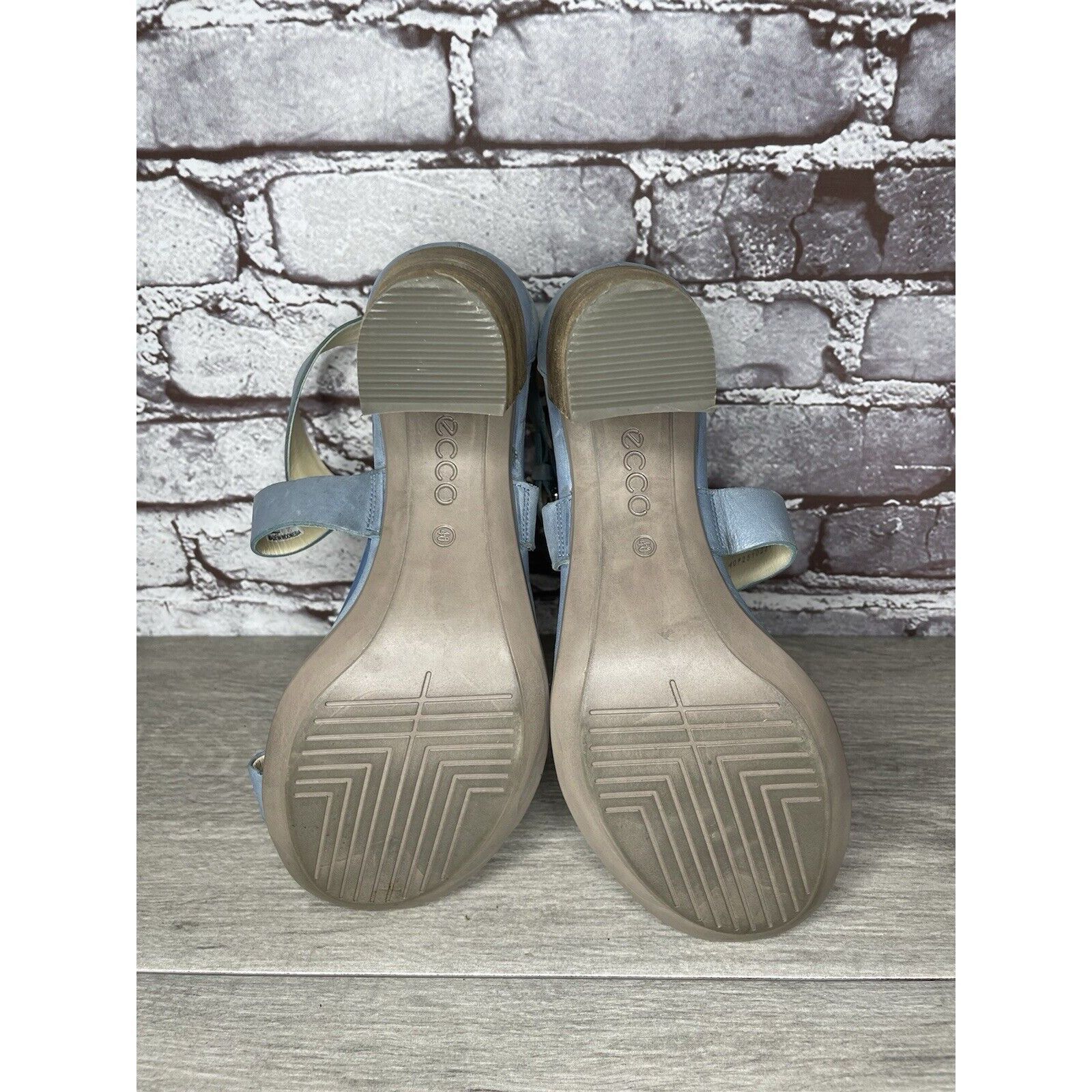 Ecco ECCO DANISH DESIGN Blue Leather Ankle Strappy Stacked Heel S Size US 9.5 / IT 39.5 - 10 Thumbnail