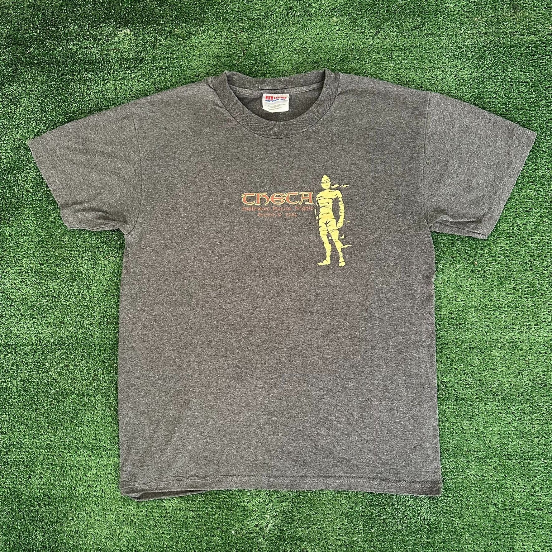 Hanes Vintage Y2K Elvira Halloween Horror Nights T-Shirt Mummy Gra Size US S / EU 44-46 / 1 - 4 Thumbnail