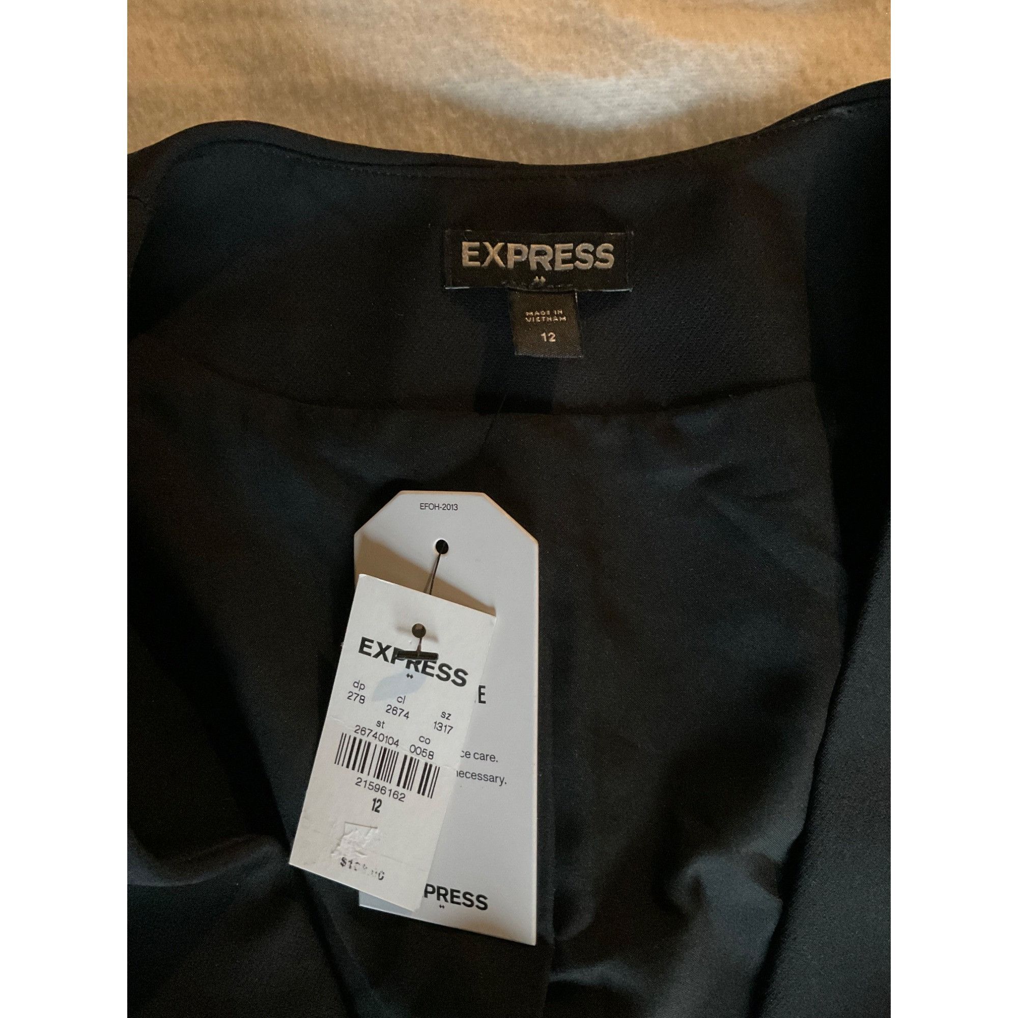 Express NWT EXPRESS blazer women Washable Black SZ12 US4 bust36 Size S / US 4 / IT 40 - 2 Thumbnail