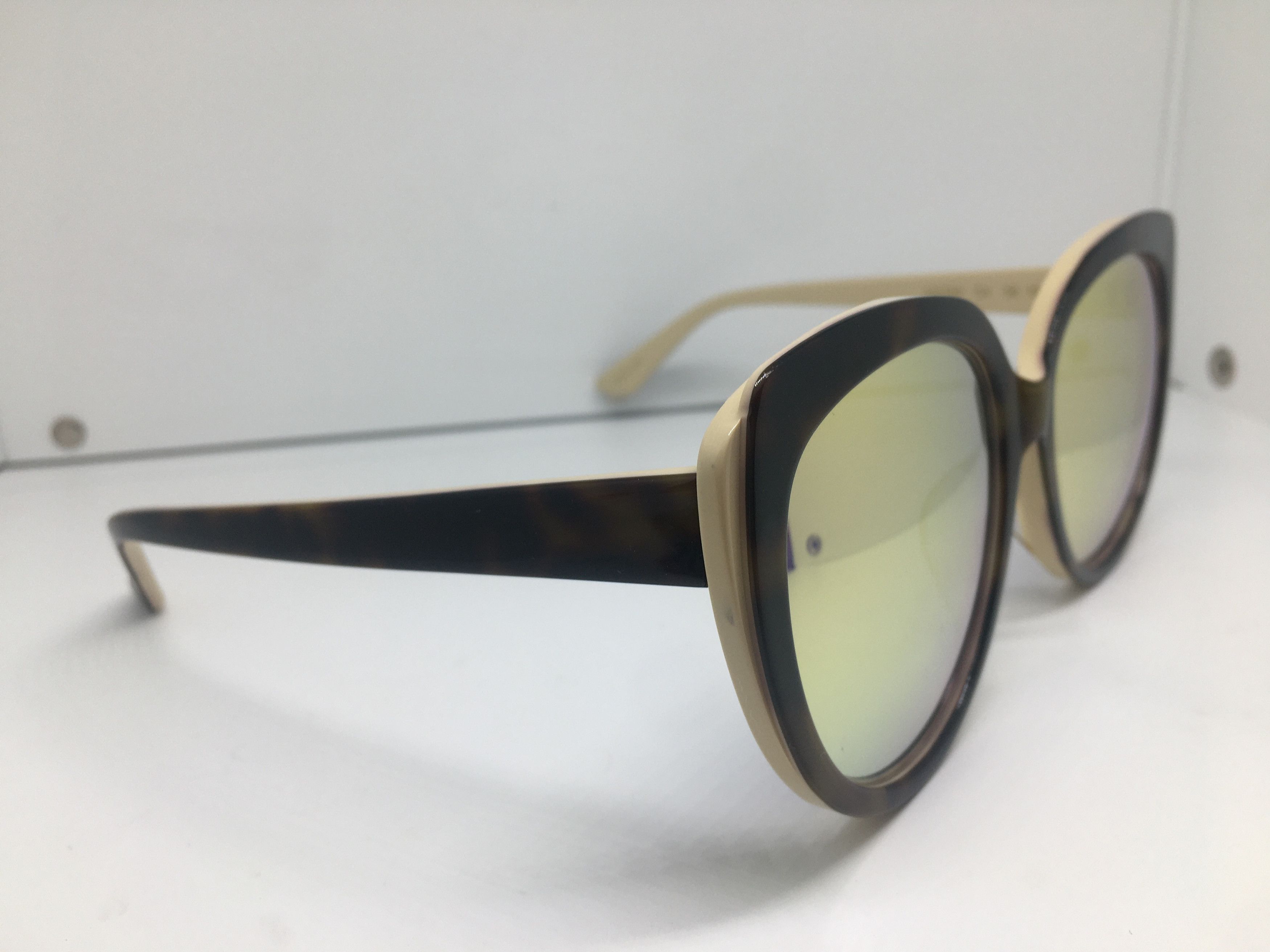 Other Great Dreamer Caster Oversize Sunglasses Frame Diva Size ONE SIZE - 1 Thumbnail