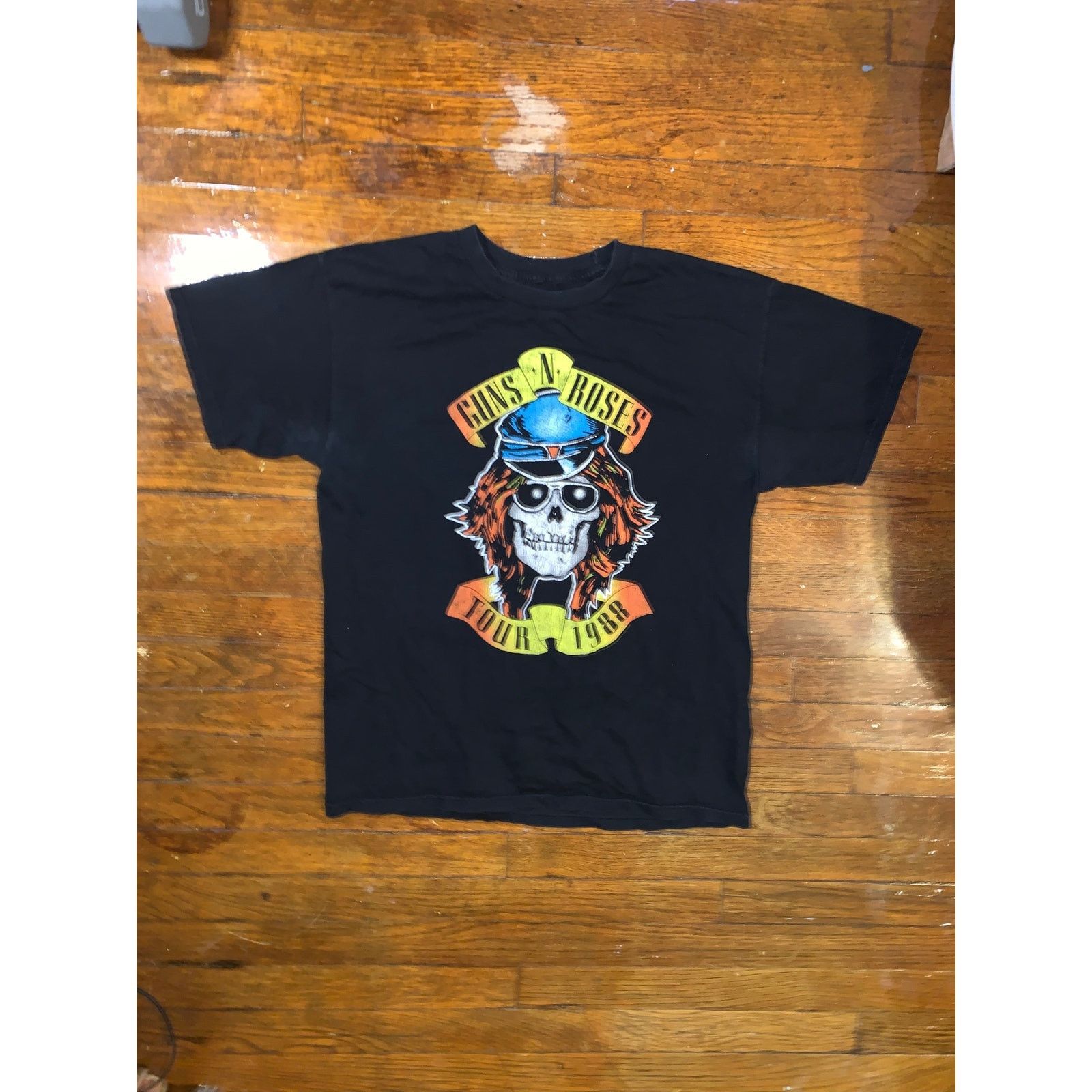 Band Tees Guns N Roses 1988 Tour Skull T Shirt Black Band Tee M Size US M / EU 48-50 / 2 - 2 Thumbnail
