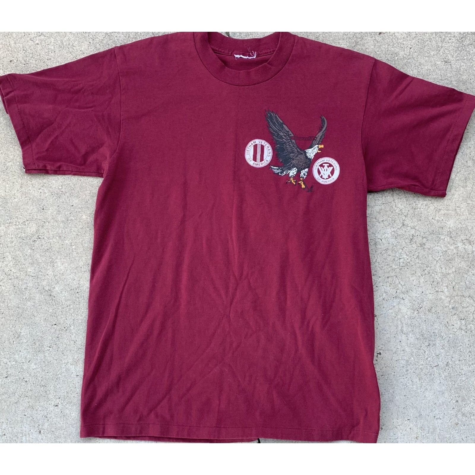 Vintage VINTAGE Vietnam Veterans of America t-shirt burgundy graphics single stitch L Men Crew Neck Short Sleeve Cotton Blend Gift Ready? Size US L / EU 52-54 / 3 - 7 Thumbnail