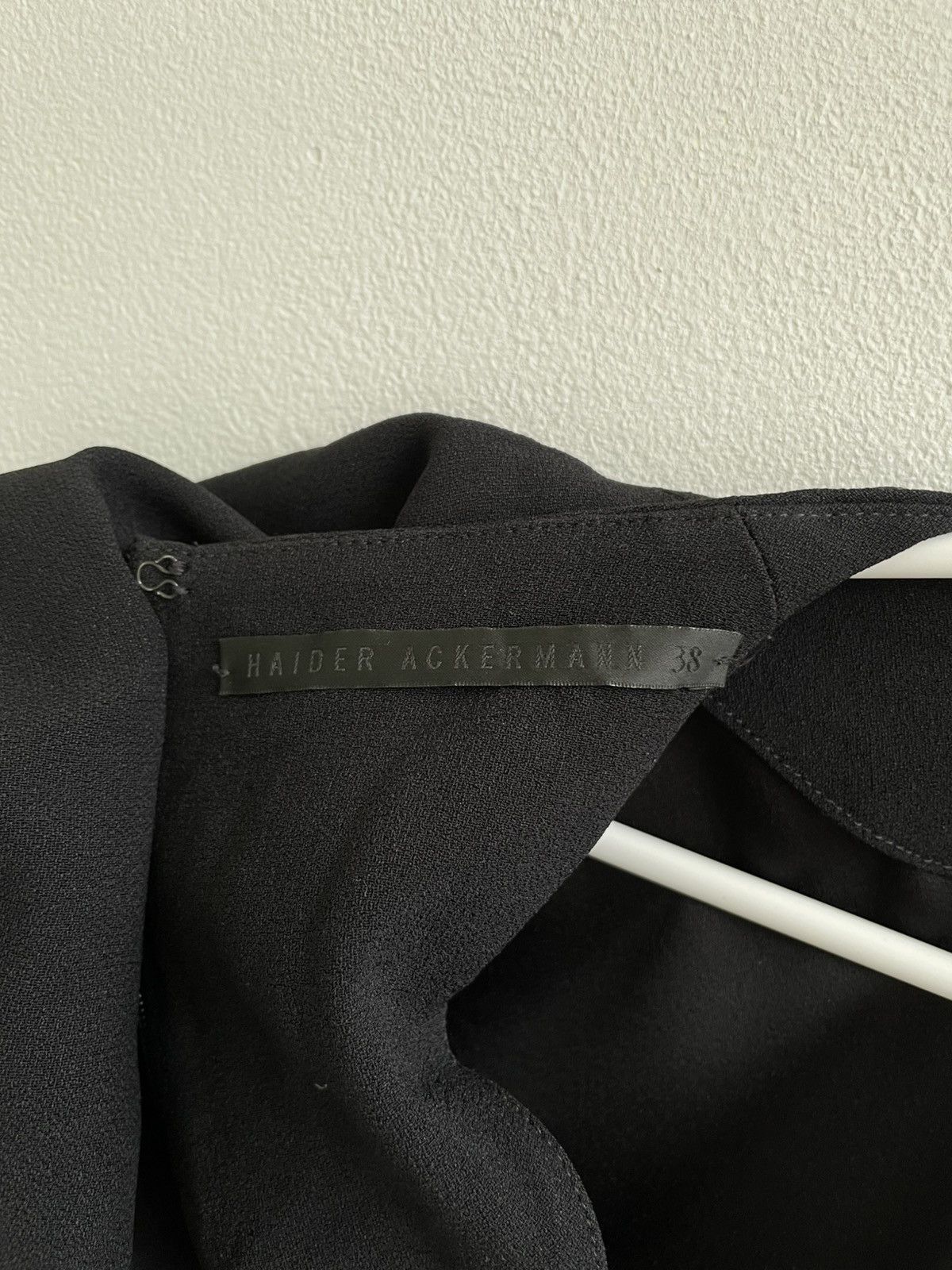 Haider Ackermann Haider Ackermann Blouse Sleeveless Top Vest Size XS / US 0-2 / IT 36-38 - 13 Thumbnail
