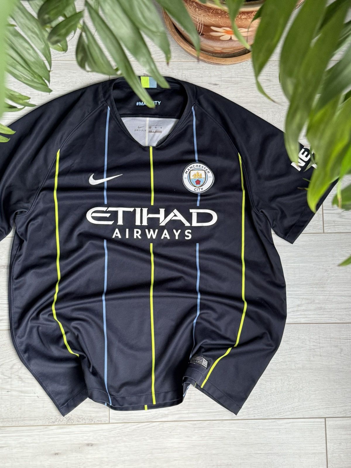 Nike × Other Manchester City 2018 2019 kit soccer jersey Nike away shirt Size US XL / EU 56 / 4 - 1 Thumbnail