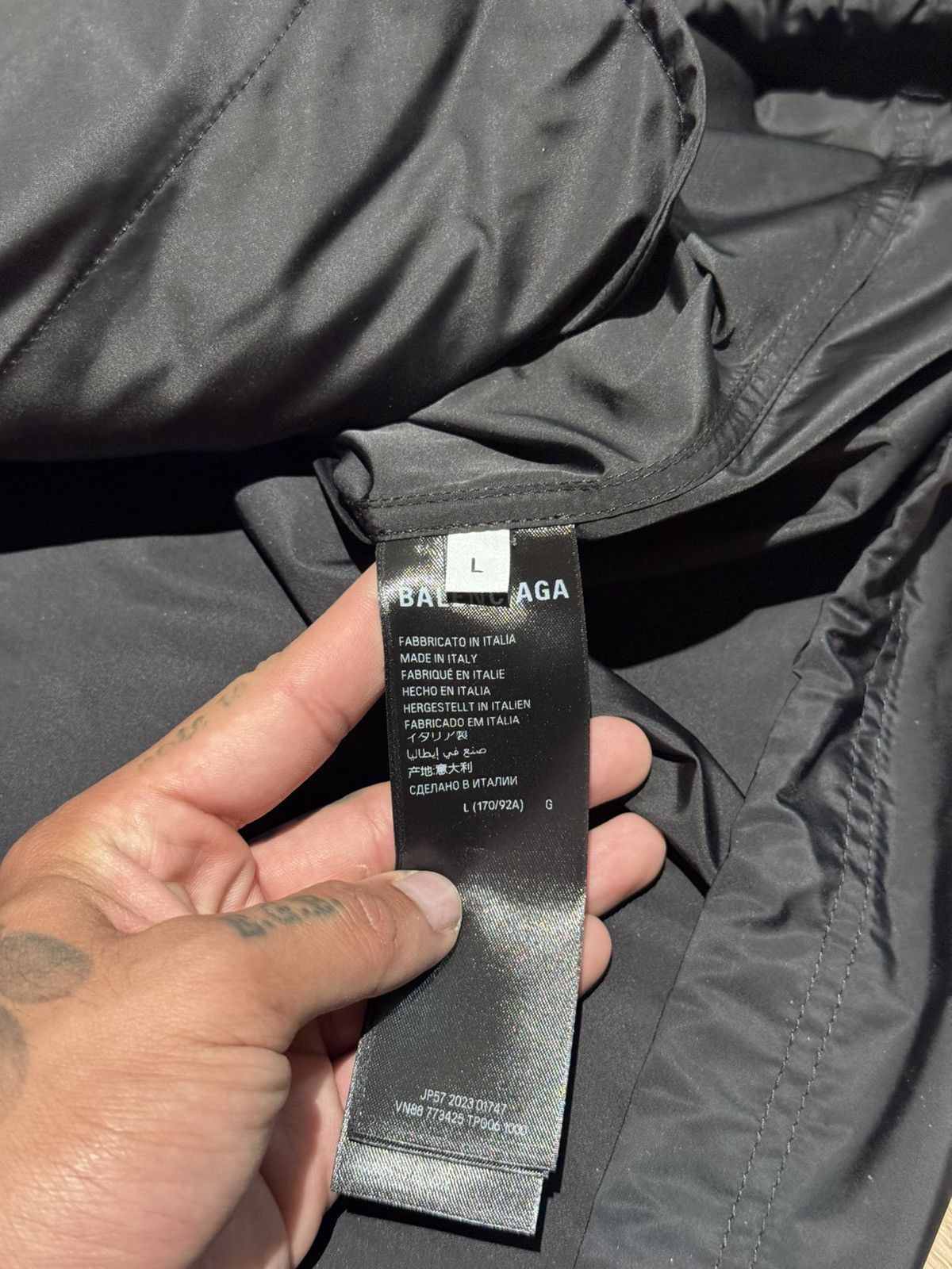 Balenciaga Balenciaga Windbreaker Jacket Jersey Apparel Black L Size US L / EU 52-54 / 3 - 5 Thumbnail