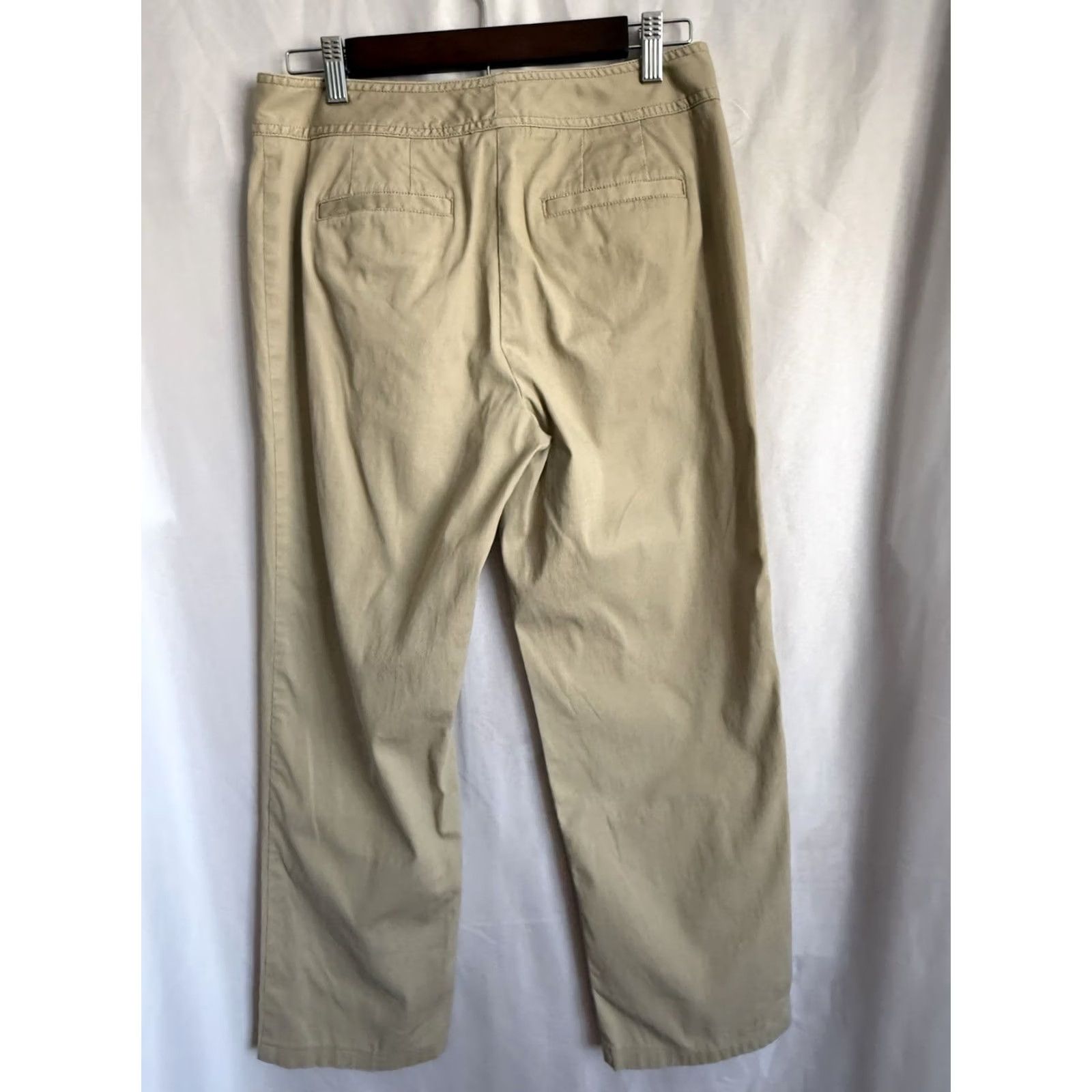 Talbots Talbots Khaki Pants Womens Size 6 Pockets Preppy Beach Resort Work Office Beige Size 28" / US 6 / IT 42 - 2 Thumbnail