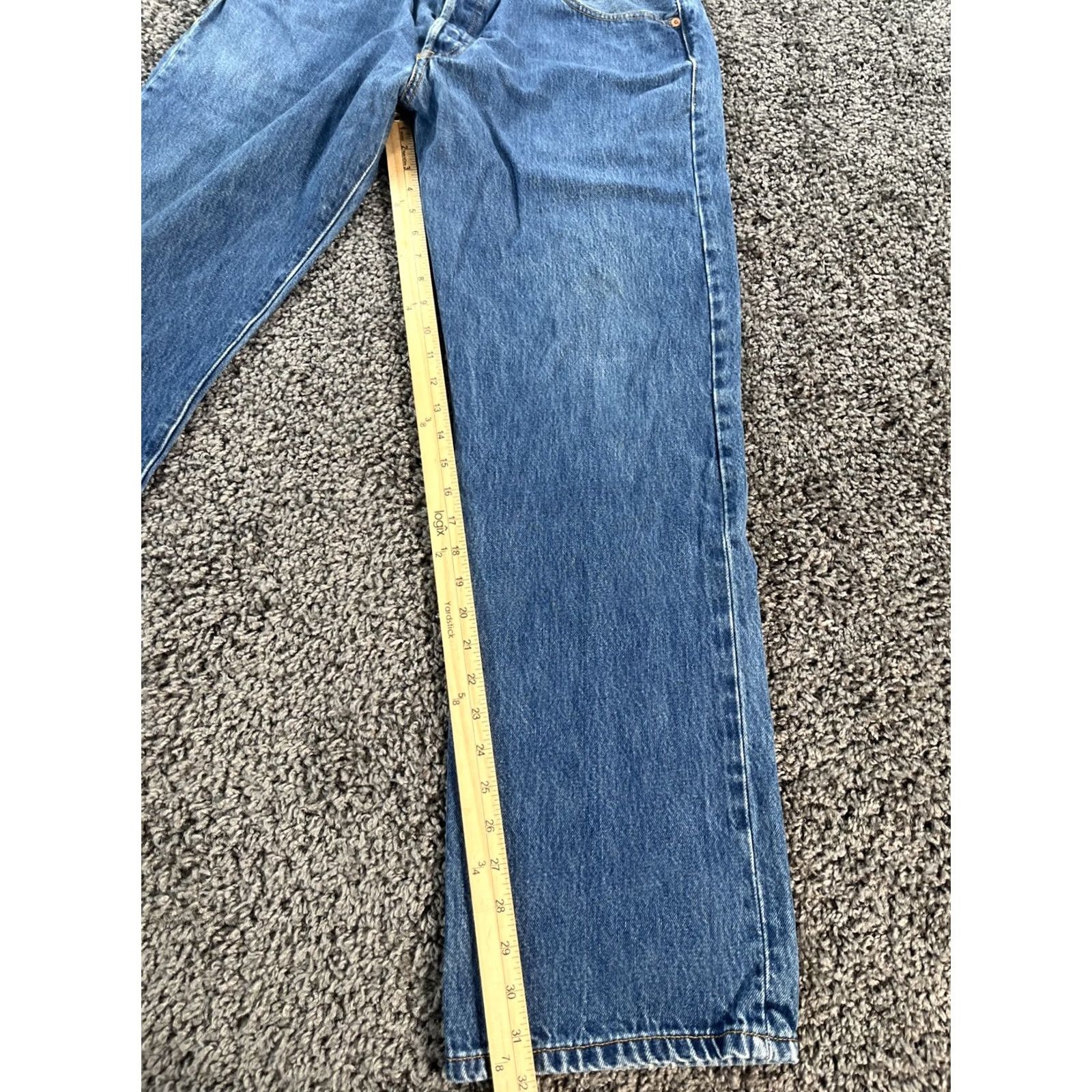 Levi's VINTAGE Levi's 501 Jeans Mens Regular 36x32 Blue Denim Straight 5-Pocket USA Cowboy 90s Mens Size US 36 / EU 52 - 2 Thumbnail