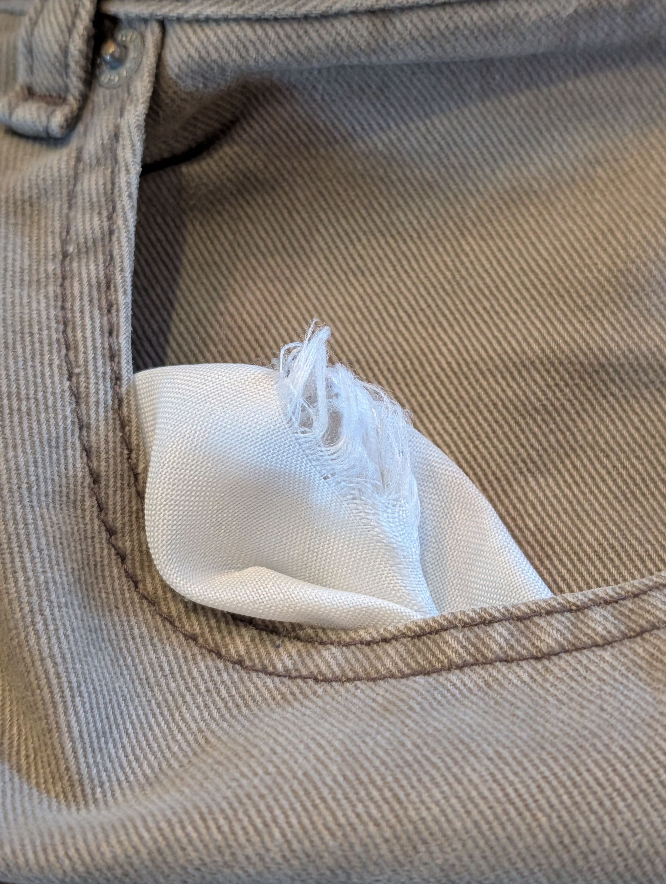 Guess Vtg Guess Jeans American Tradition Baggy 90s Tan Khaki Size US 33 - 7 Thumbnail