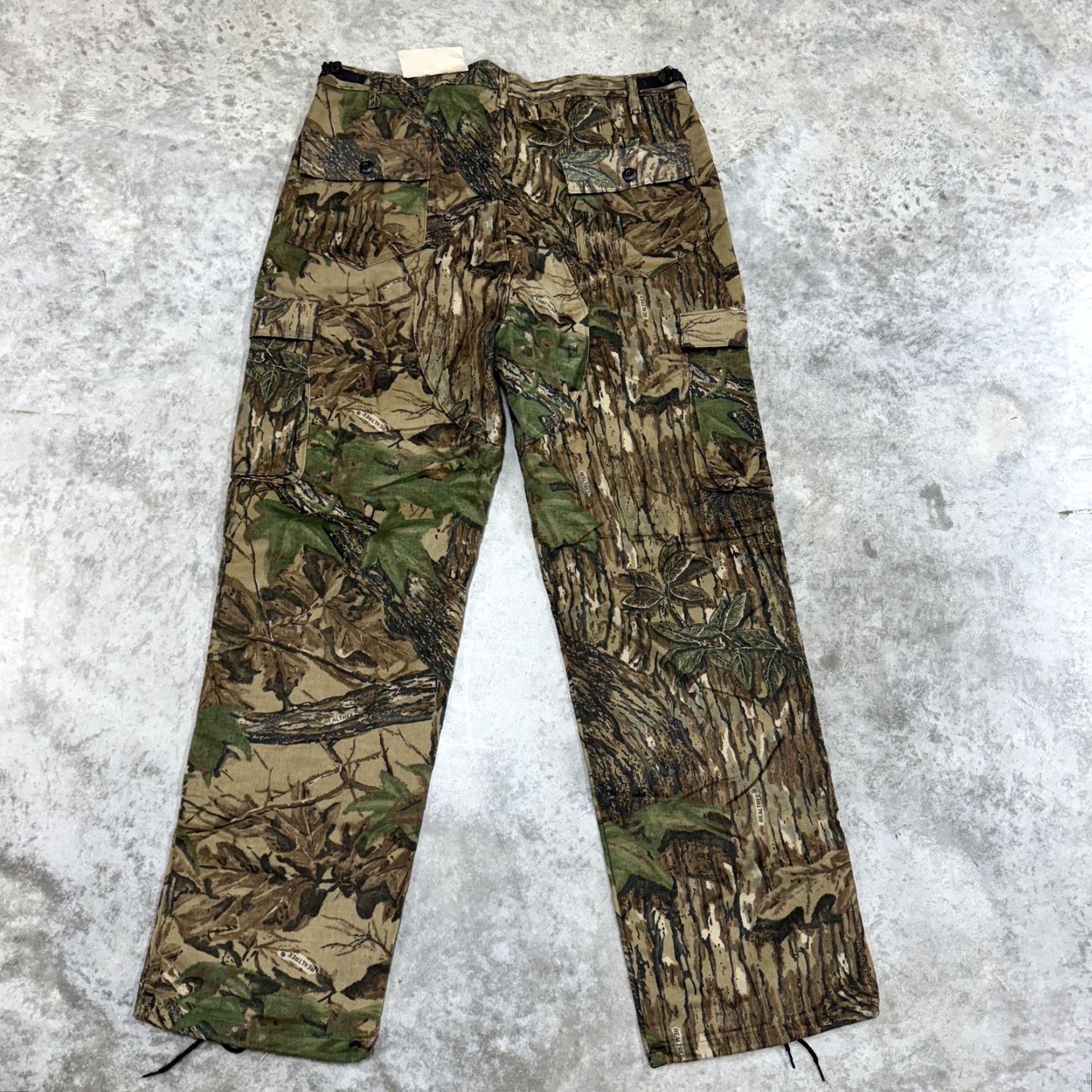 Walls VINTAGE Walls pants Mens XL Regular Camouflage Cargo Workwear Pockets Zipper Fly Hem Drawstring 715 559A Green 31 in Inseam Size US 36 / EU 52 - 5 Thumbnail