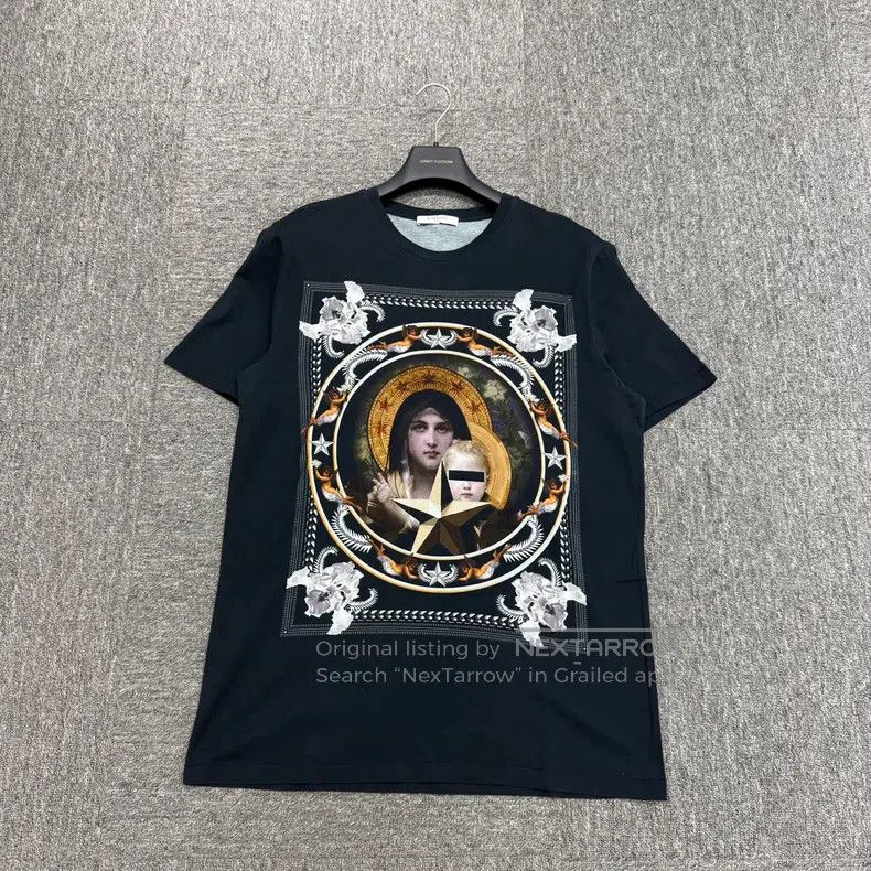 Givenchy Givenchy Madonna Baby Short Sleeve (Size S) Size US S / EU 44-46 / 1 - 1 Thumbnail