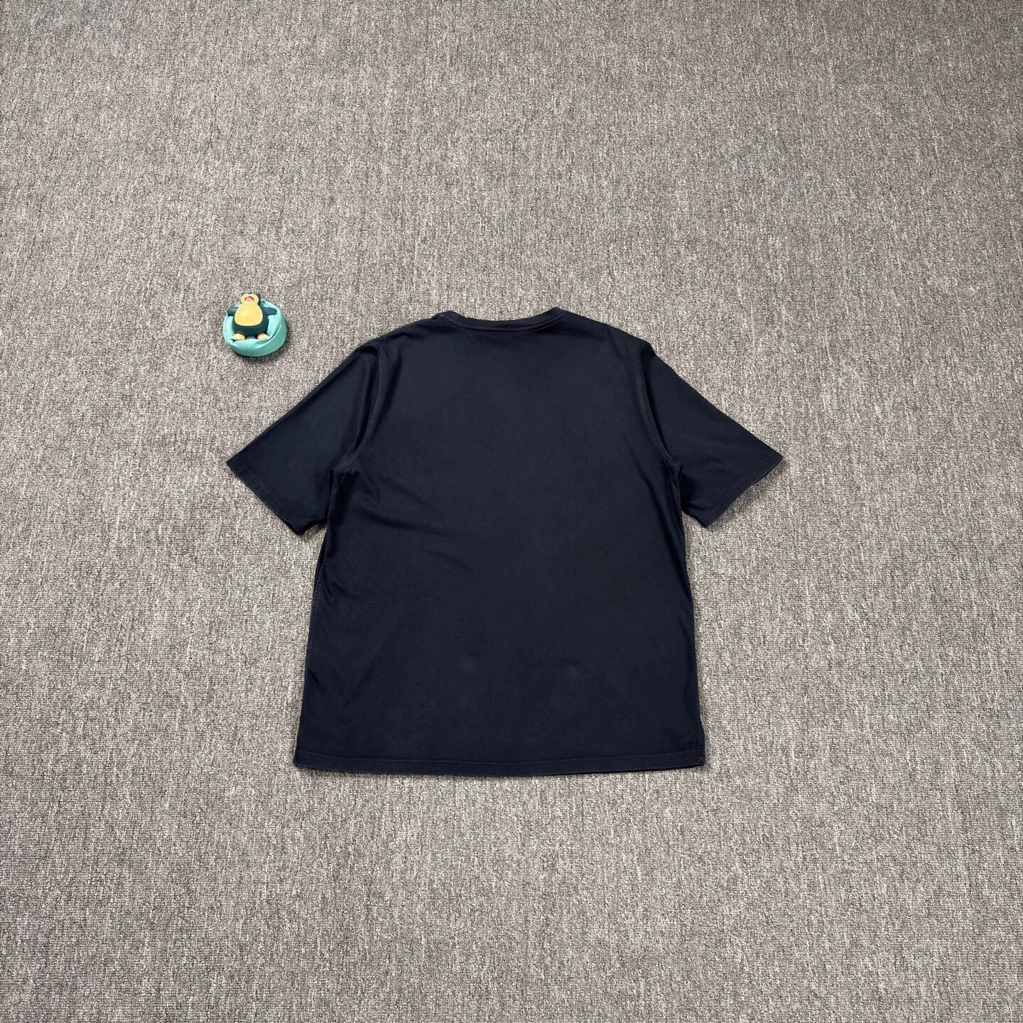 Hermes Hermes 24 Navy Leather Print Short-Sleeve Tee L Mint Size US L / EU 52-54 / 3 - 2 Thumbnail