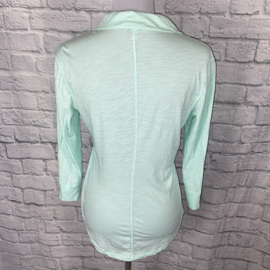 Express Express women M v-cut button down 3/4 sleeve blouse w/collar Size M / US 6-8 / IT 42-44 - 7 Thumbnail
