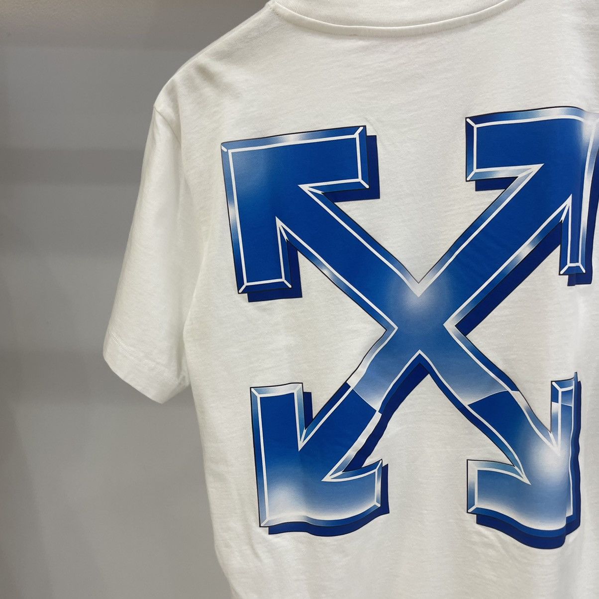 Off-White Off-White Blue Metal Arrow Tee Size US M / EU 48-50 / 2 - 4 Thumbnail
