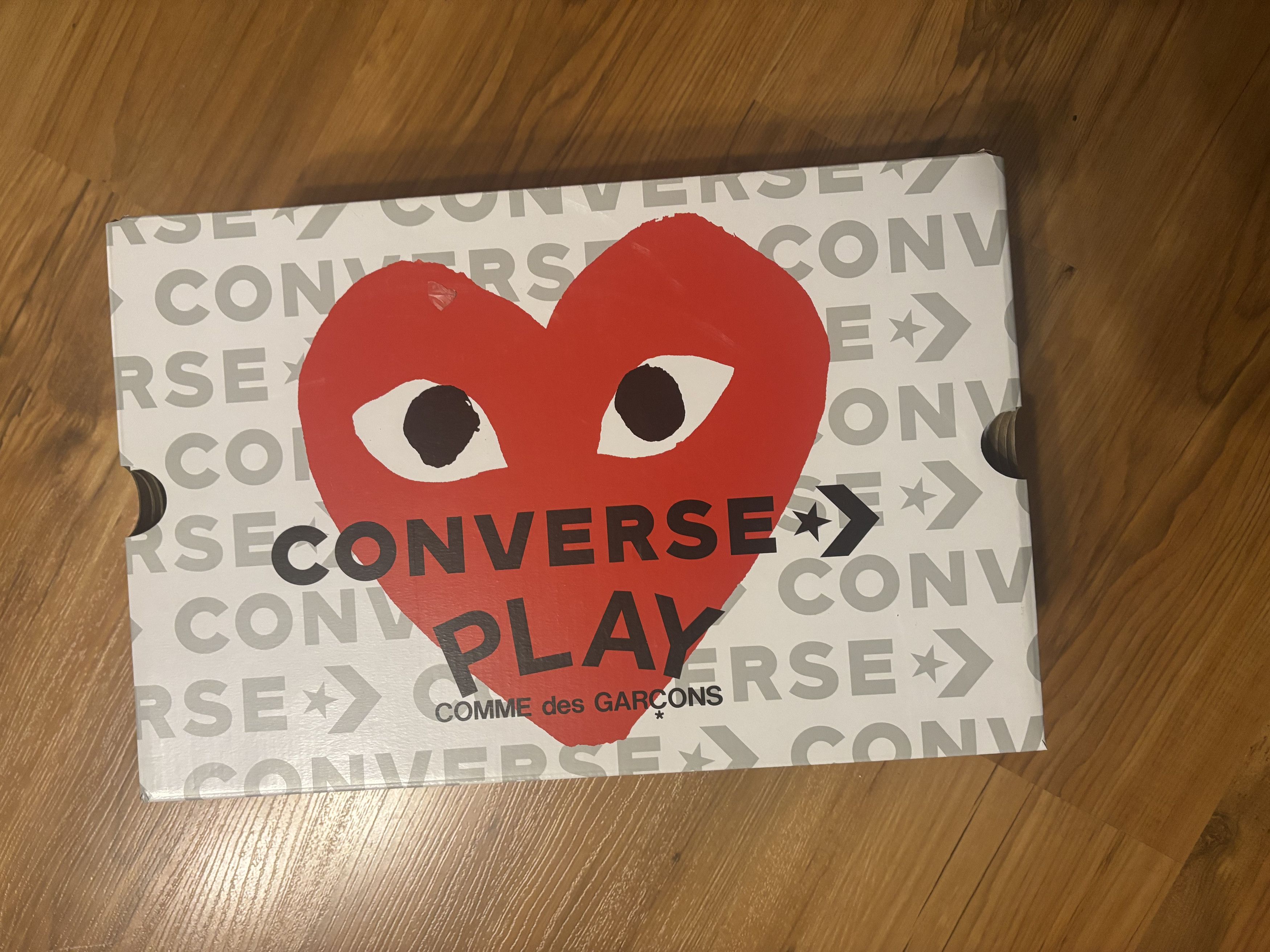 Comme des Garcons PLAY × Converse Comme des Garcons PLAY × Converse Size US 8 / EU 41 - 9 Thumbnail
