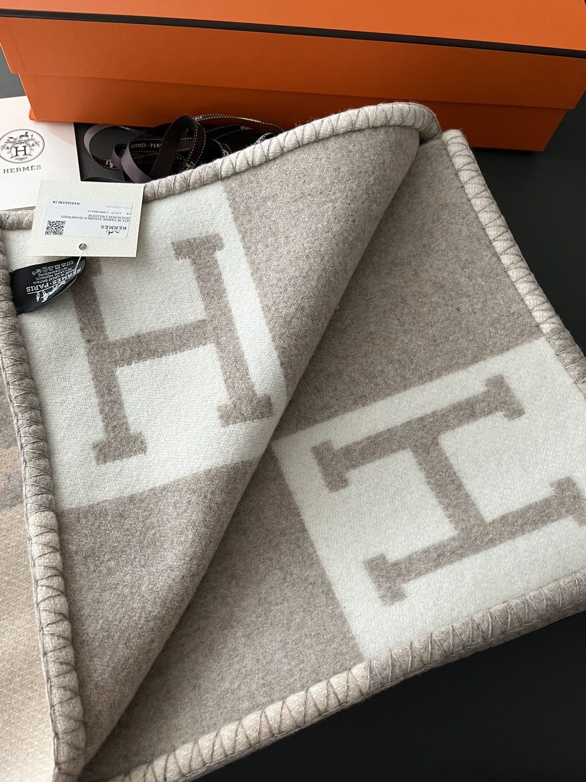 Hermes Giftable New Hermes Avalon Blanket Coco Chamomile Cashmere Size ONE SIZE - 12 Thumbnail