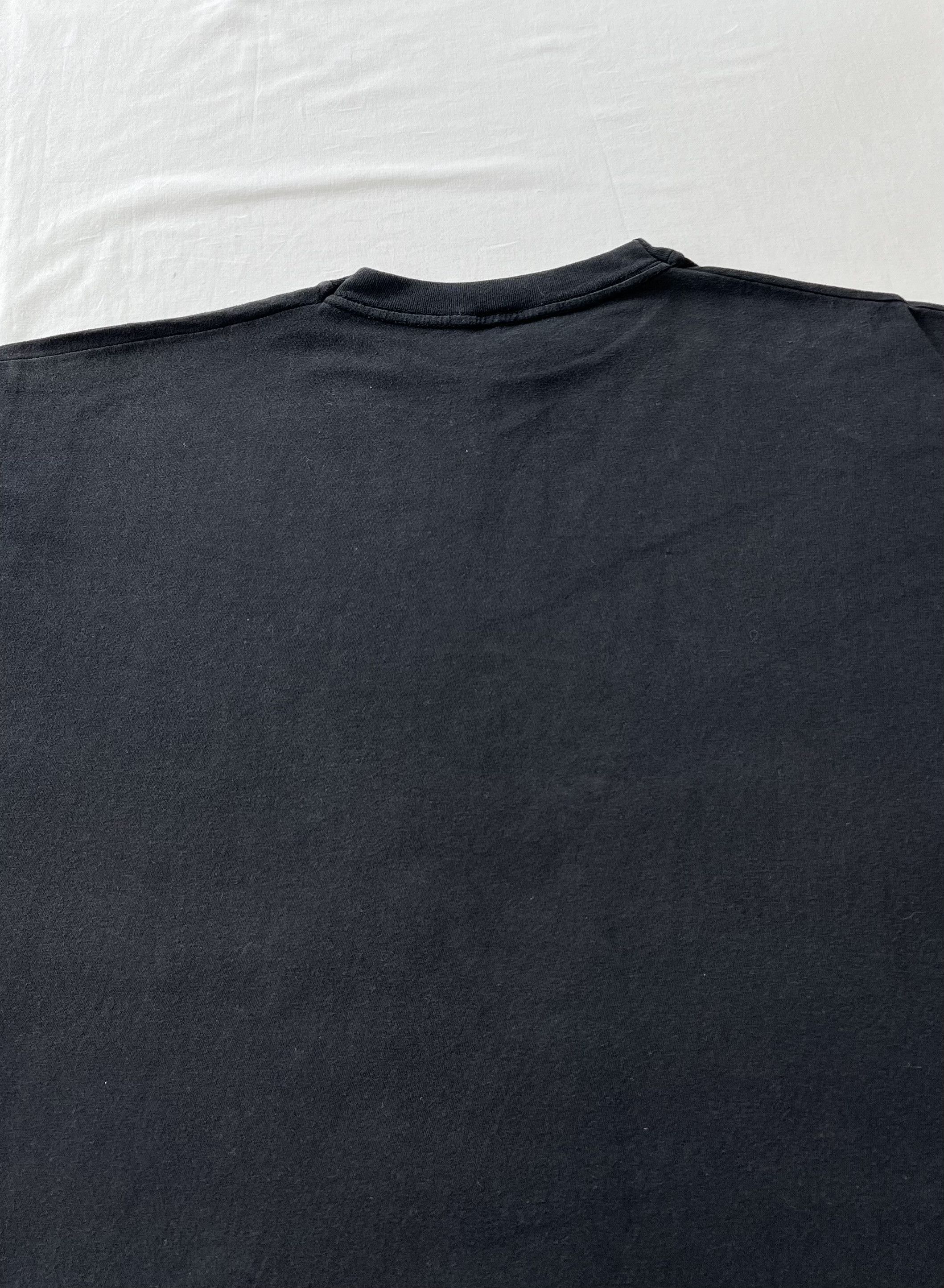 Vintage Vintage 1996 Independence Day ID4 Movie Black T-shirt Size US XL / EU 56 / 4 - 13 Thumbnail