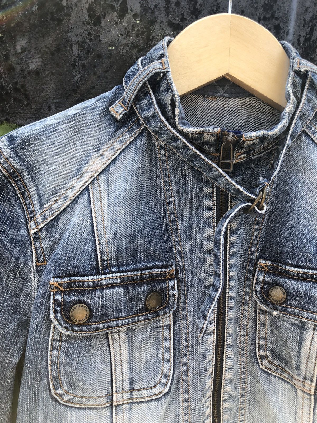 Burberry Burberry London Blue Label Denim Jacket Vintage Japan Only Size M / US 6-8 / IT 42-44 - 2 Thumbnail
