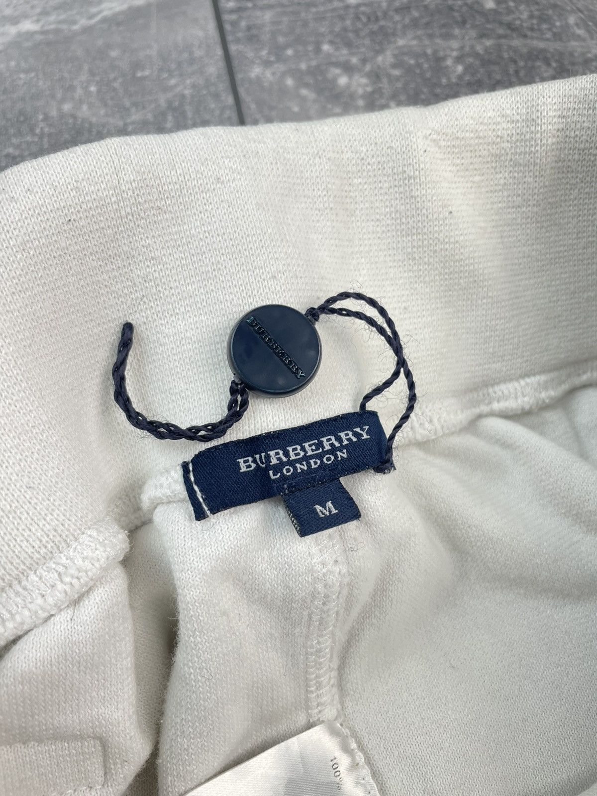 Burberry Burberry Tennis Skirts Size 30" / US 8 / IT 44 - 8 Thumbnail