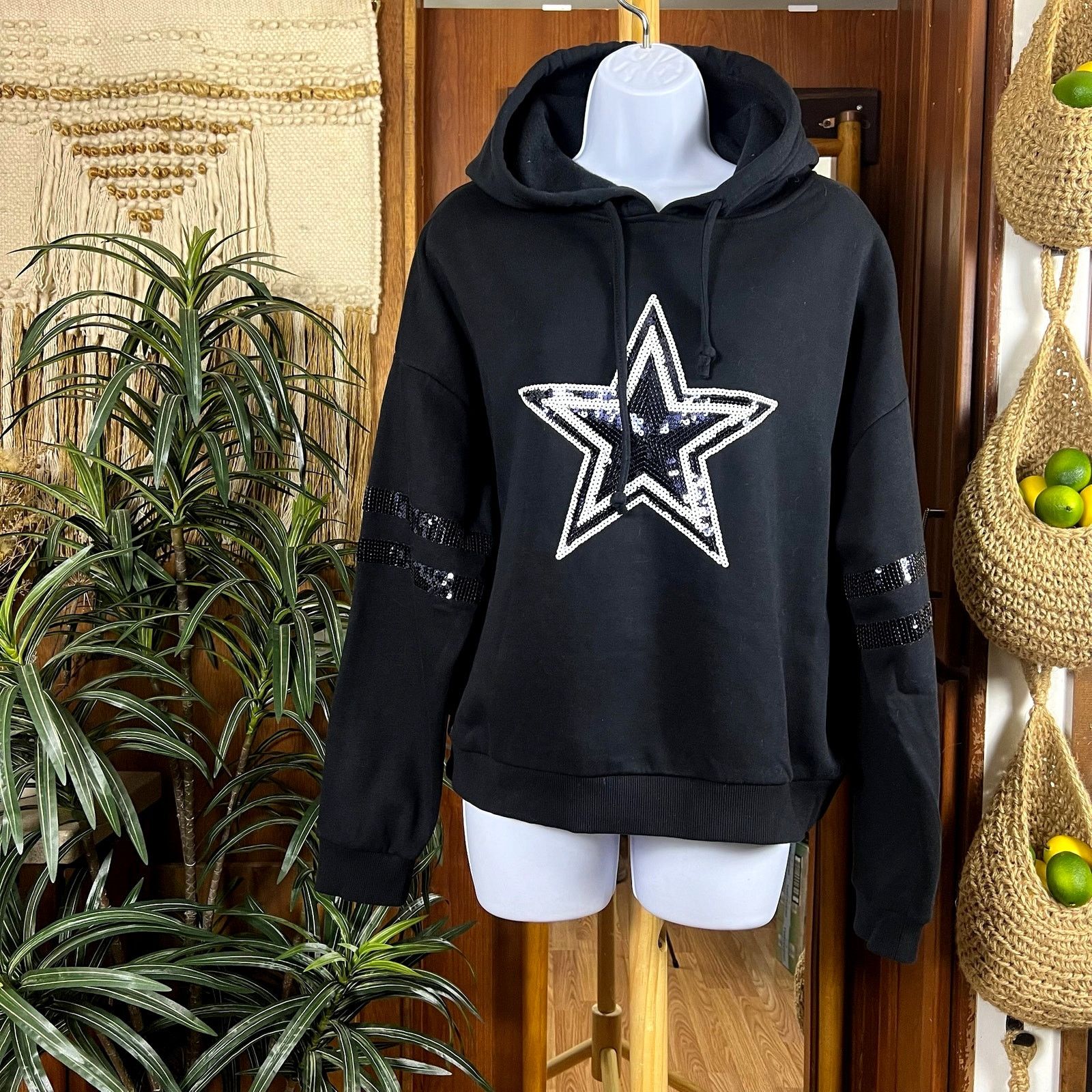 NFL Dallas Cowboys Cropped Hoodie M | Sequin Star Black Fleece Size M / US 6-8 / IT 42-44 - 1 Thumbnail