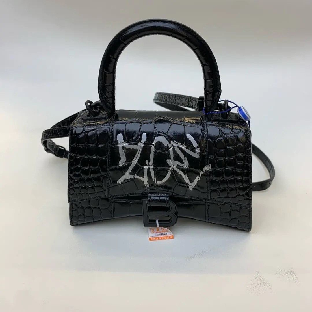 Balenciaga Pre-loved Bag Very good condition Size ONE SIZE - 1 Thumbnail