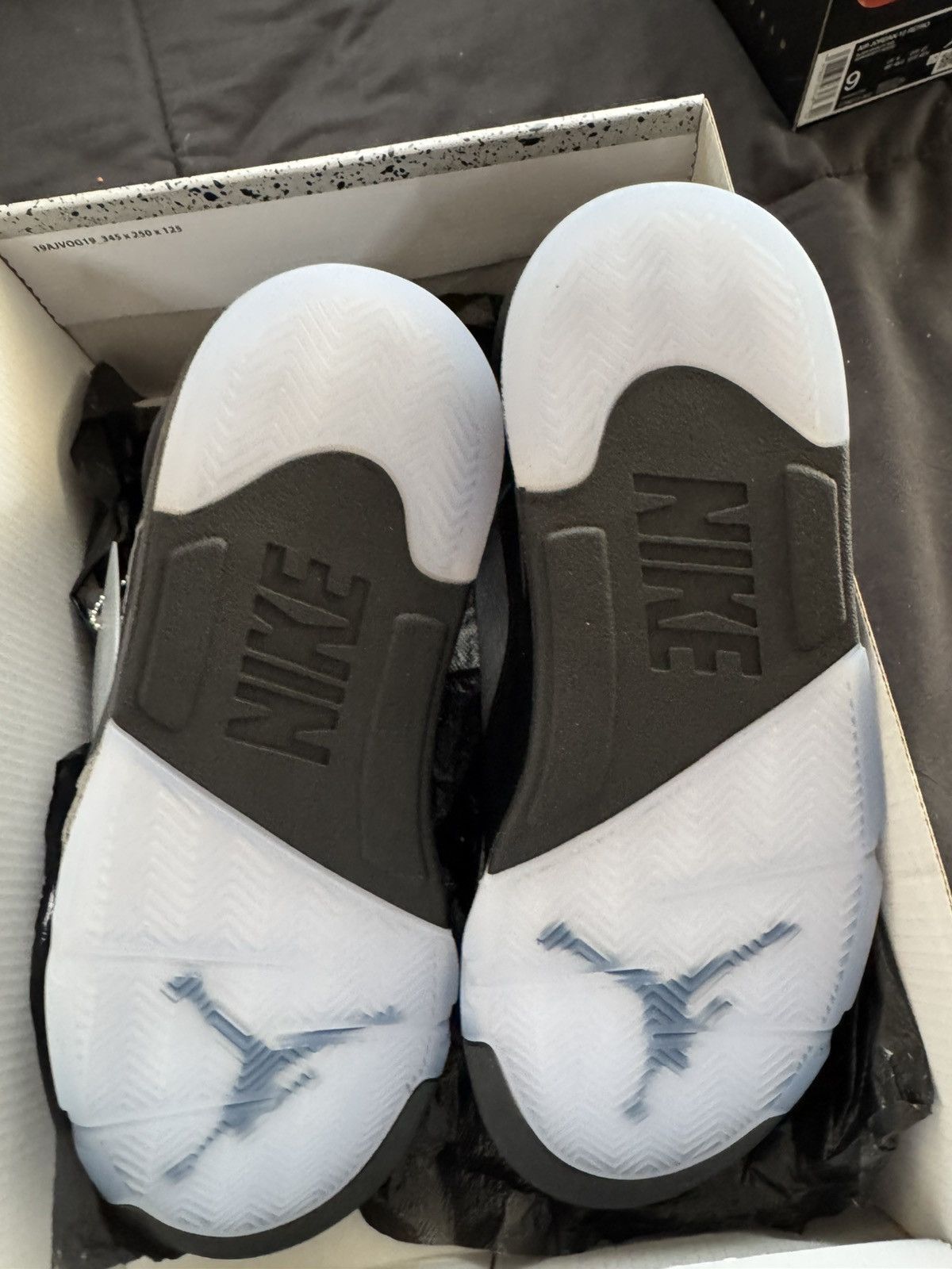 Jordan Brand metallic 5 Size US 9.5 / EU 42-43 - 6 Thumbnail
