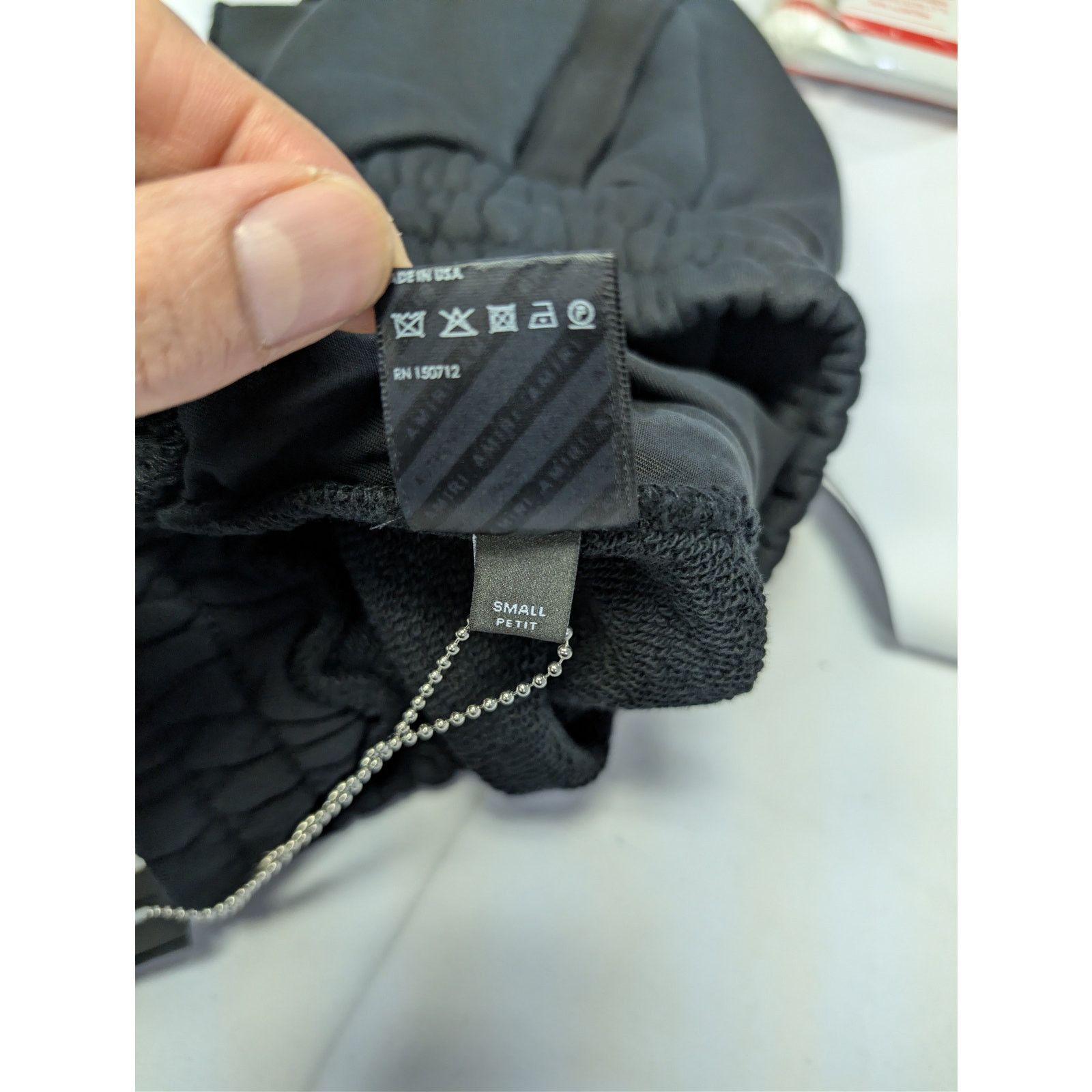 Amiri o1rshd1 Dubai Exclusive Sweatshort in Black Size US 30 / EU 46 - 19 Thumbnail