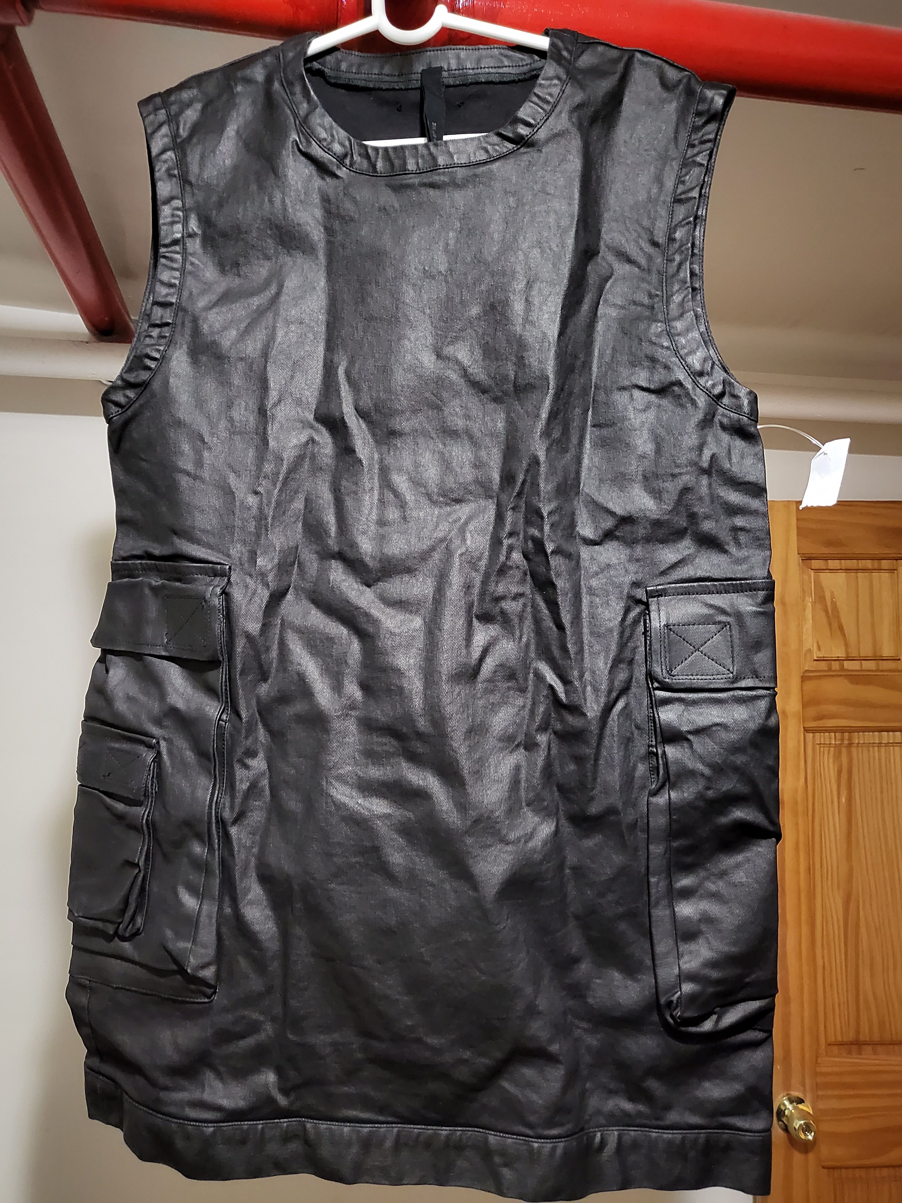 Army Of Me Vest Size US L / EU 52-54 / 3 - 1 Thumbnail