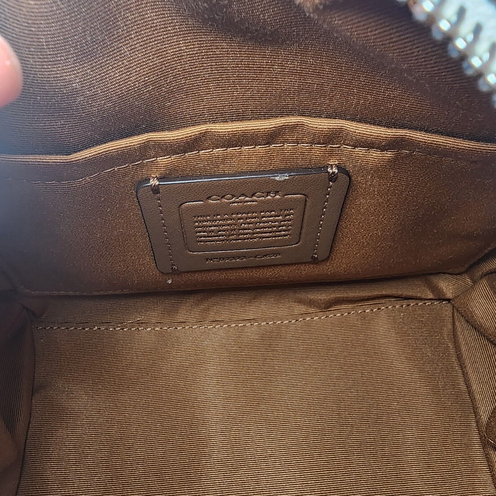 Coach NWT COACH CJ626 SYDNEY SATCHEL HOUNDSTOOTH CROSSBODY Cream Size ONE SIZE - 5 Thumbnail