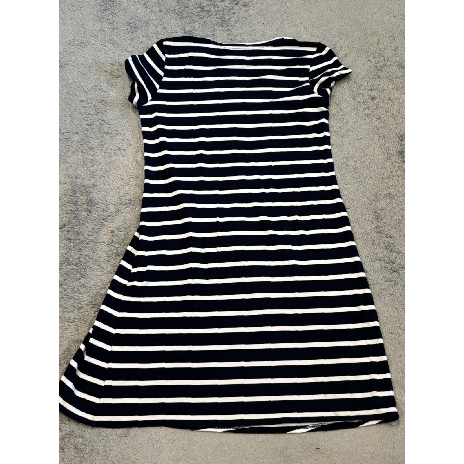 Banana Republic VINTAGE? No. Banana Republic Dress Womens XS Blue White Striped Short Sleeve Knit Knot Preppy Size 26" / US 2 / IT 38 - 5 Thumbnail