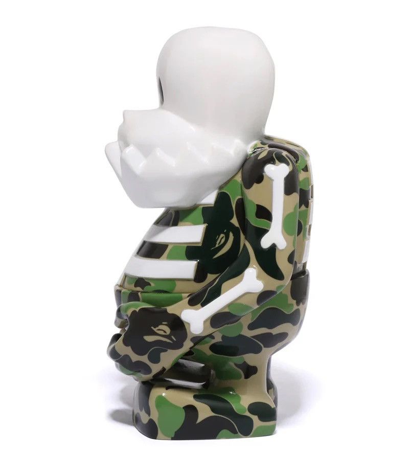 Bape Bape Bounty Hunter Figure Size ONE SIZE - 3 Thumbnail