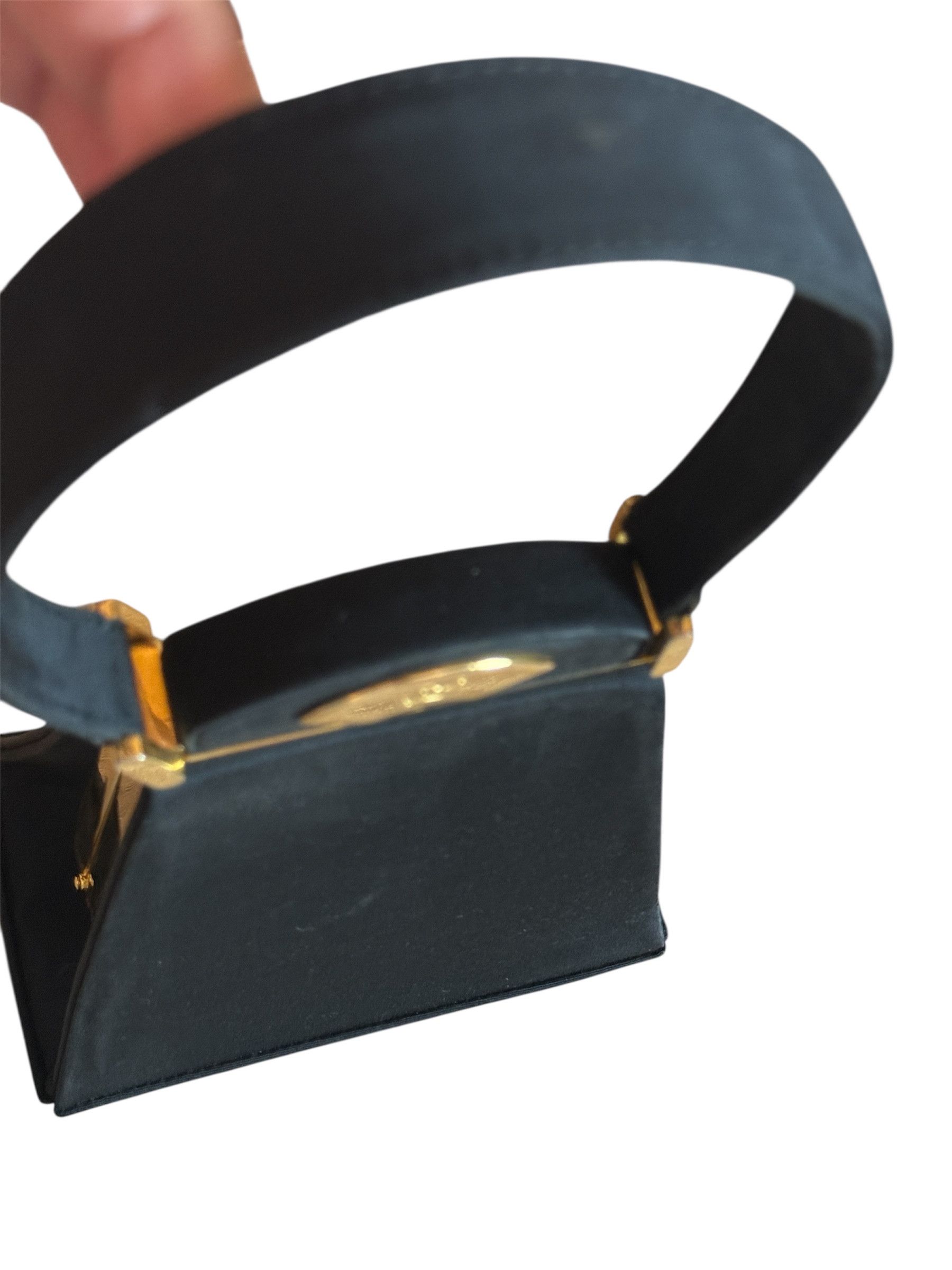 Karl Lagerfeld 🔥 Vintage Karl Lagerfeld Trapezoid Hand Bag Size ONE SIZE - 5 Thumbnail
