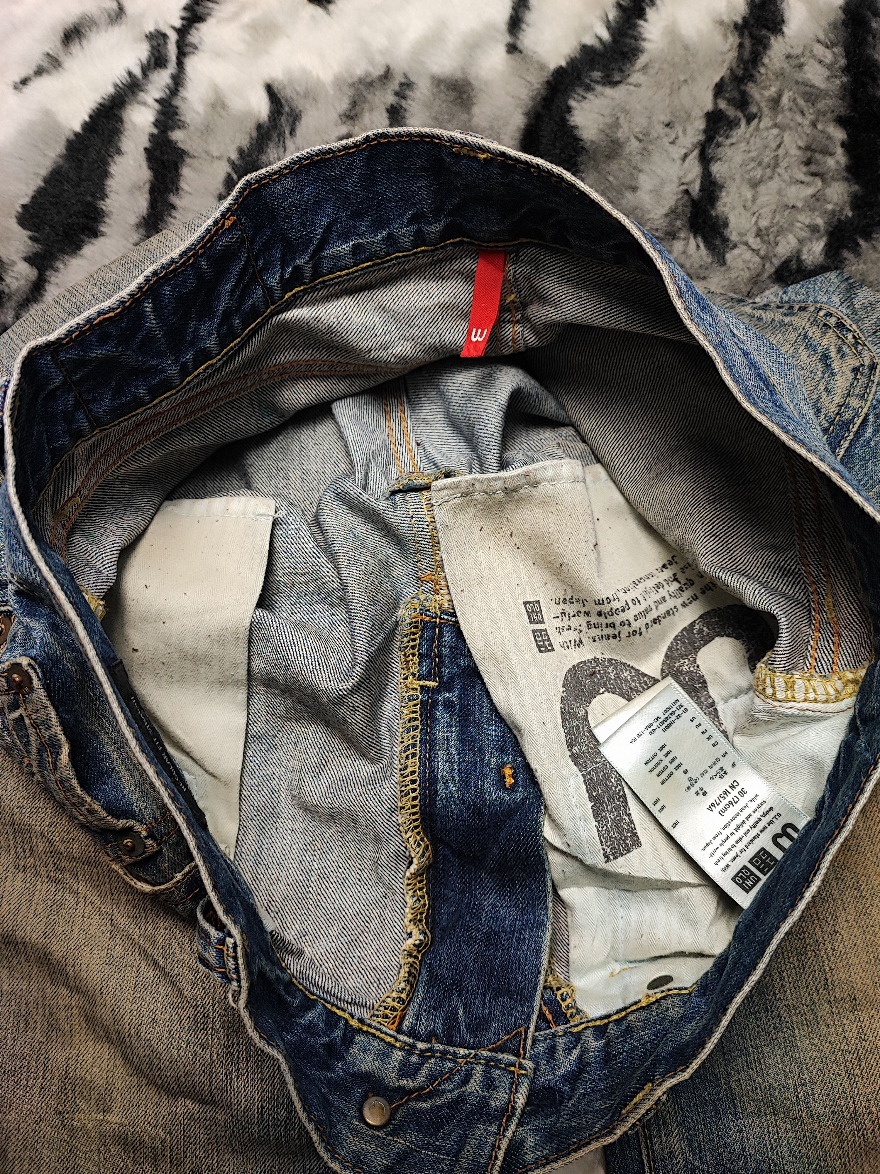 Uniqlo Vintage Uniqlo UJ Baggy Distressed Jeans Size US 30 / EU 46 - 14 Thumbnail