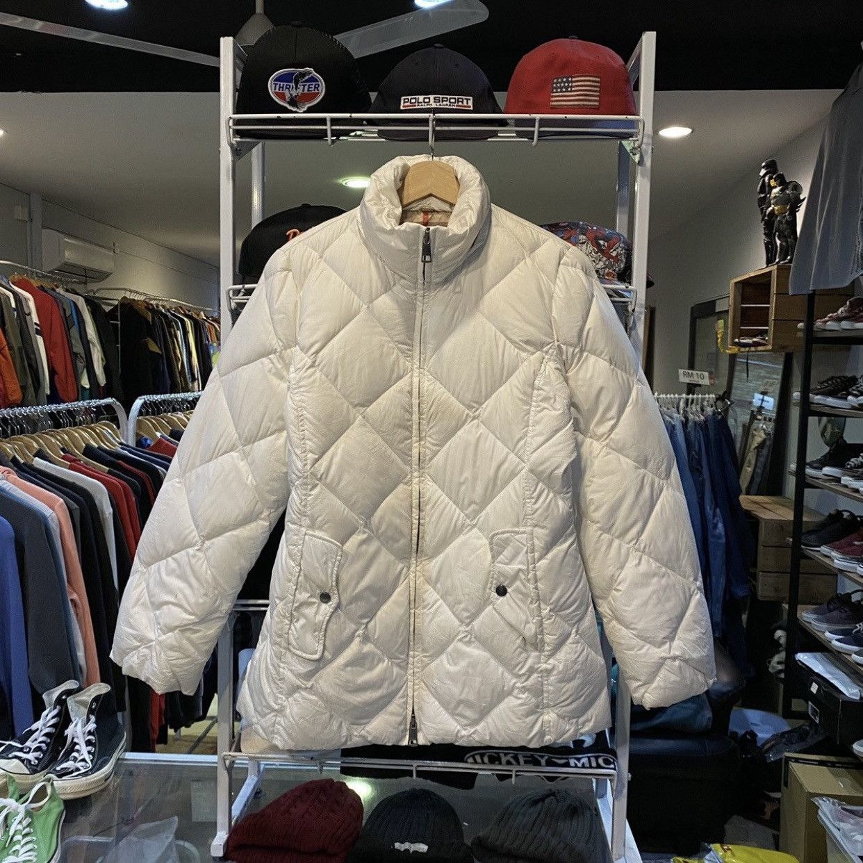 Burberry Burberry Brit White Diamond Quilted Jacket Classic Puffer Size US S / EU 44-46 / 1 - 1 Thumbnail