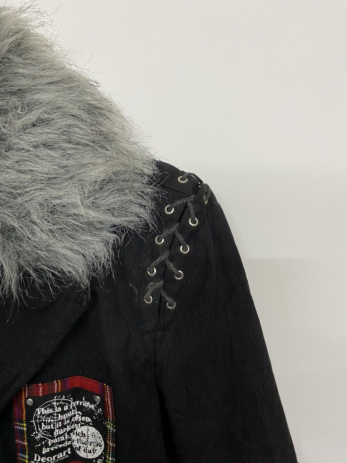 Japanese Brand Black Deorart Gothic Punk Jacket Faux Fur Collar Patches Size US M / EU 48-50 / 2 - 4 Thumbnail