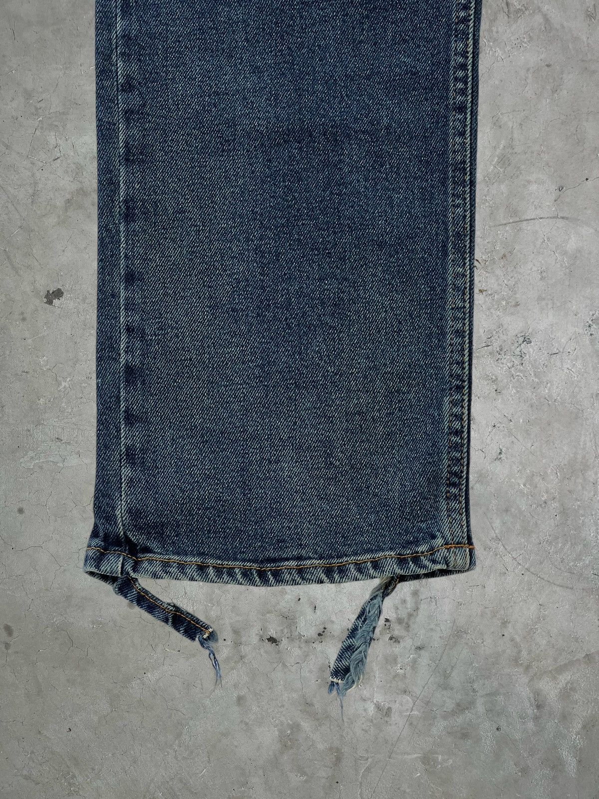 Balenciaga Balenciaga Distressed Jeans Size US 31 - 6 Thumbnail