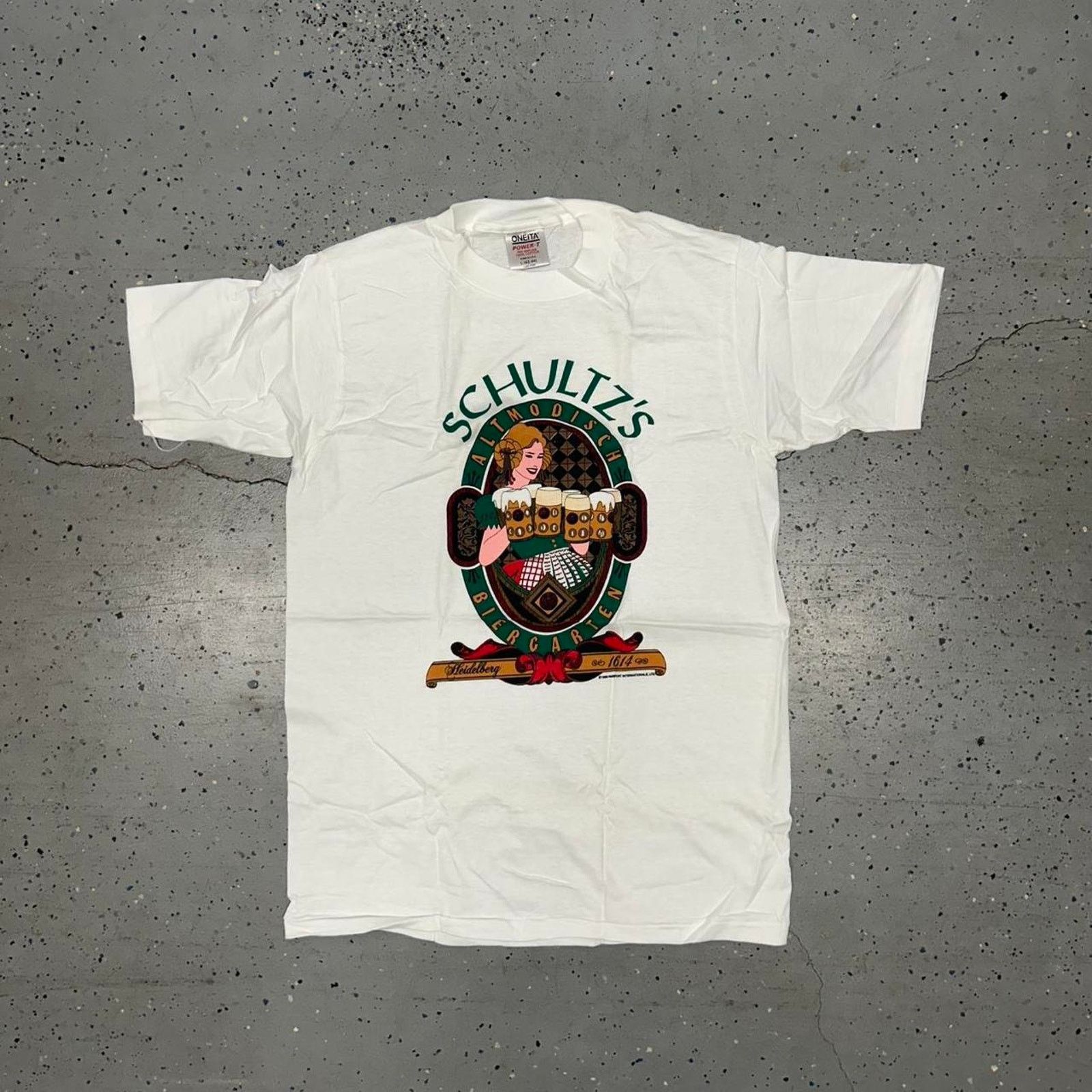 Other VTG 90s White Oneita Shultz Tavern graphic tee Size US L / EU 52-54 / 3 - 1 Thumbnail