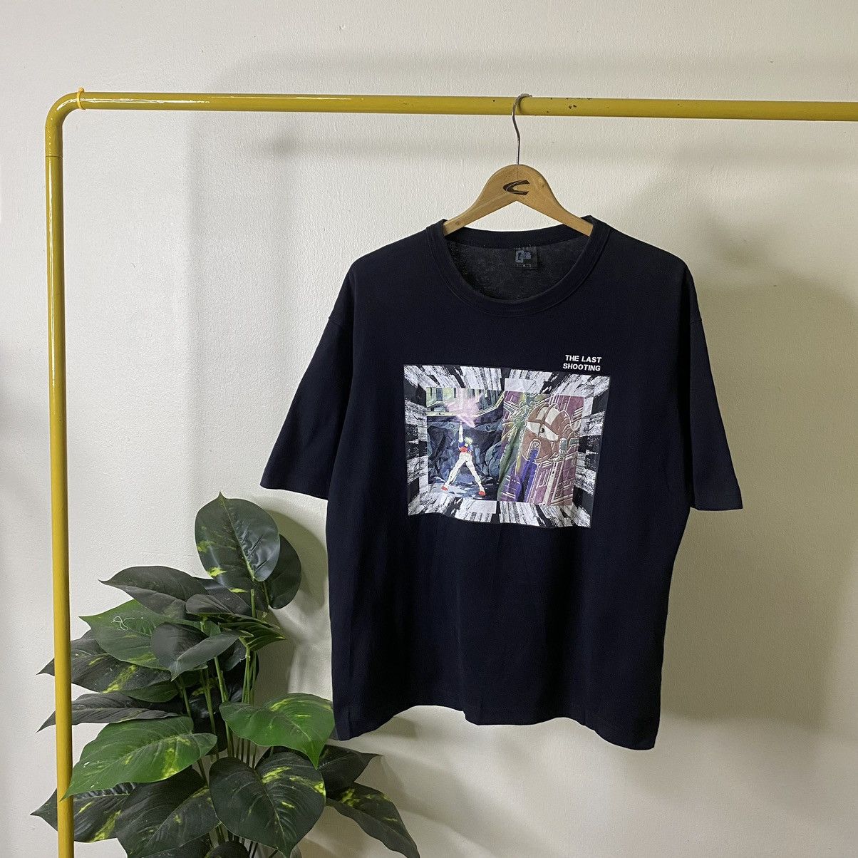 Anime Vintage Gundam The Last Shooting Japanese Manga Series Tee Size US M / EU 48-50 / 2 - 1 Thumbnail