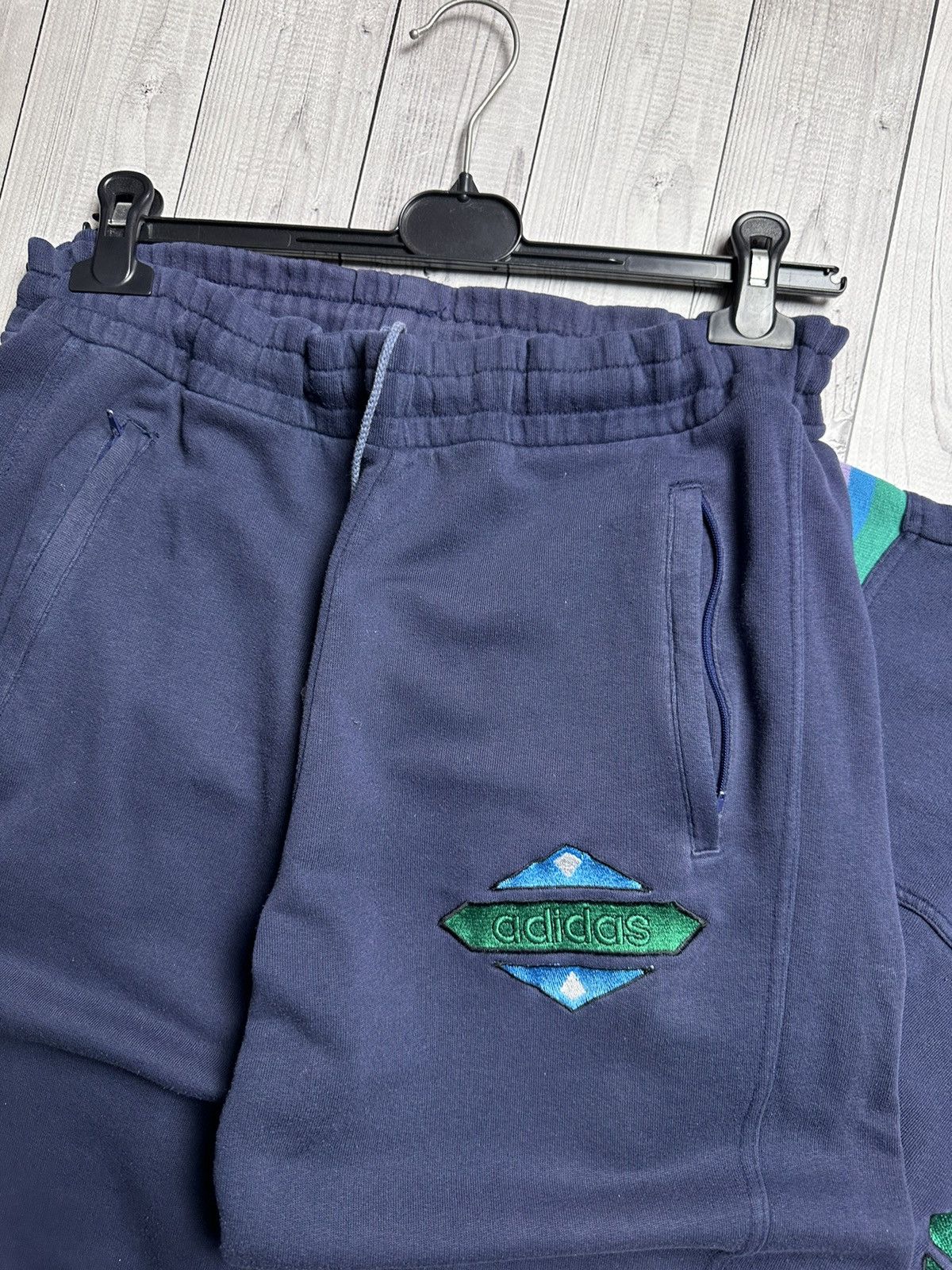 Vintage Vintage adidas track suit sport academy size S logo rare Size US S / EU 44-46 / 1 - 6 Thumbnail
