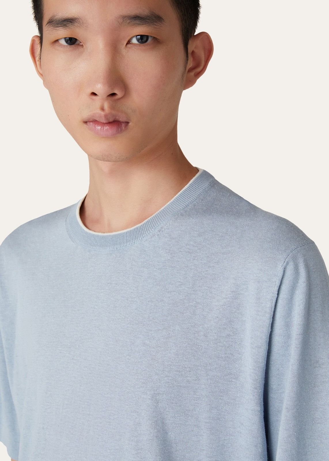 Loro Piana o1srvl11e1224 Girocollo Plain-Knitted T-Shirt in Ombre Blue Size US M / EU 48-50 / 2 - 4 Thumbnail