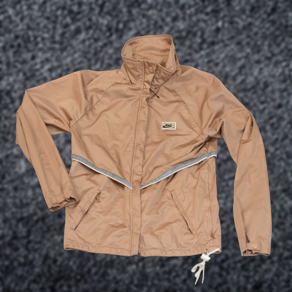 Nike VINTAGE Nike PR Gold Windbreaker Full Zip Track Jacket S Mens Gold 80s 90s USA Nike Shirt Jacket Size US S / EU 44-46 / 1 - 1 Thumbnail