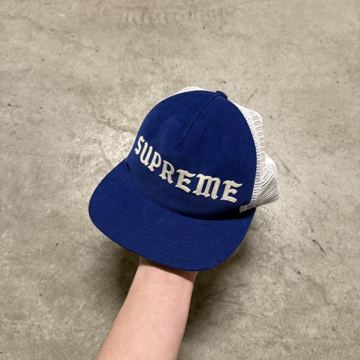Supreme Supreme corduroy streetwear snapback 6 panel cap hat Size ONE SIZE - 1 Thumbnail