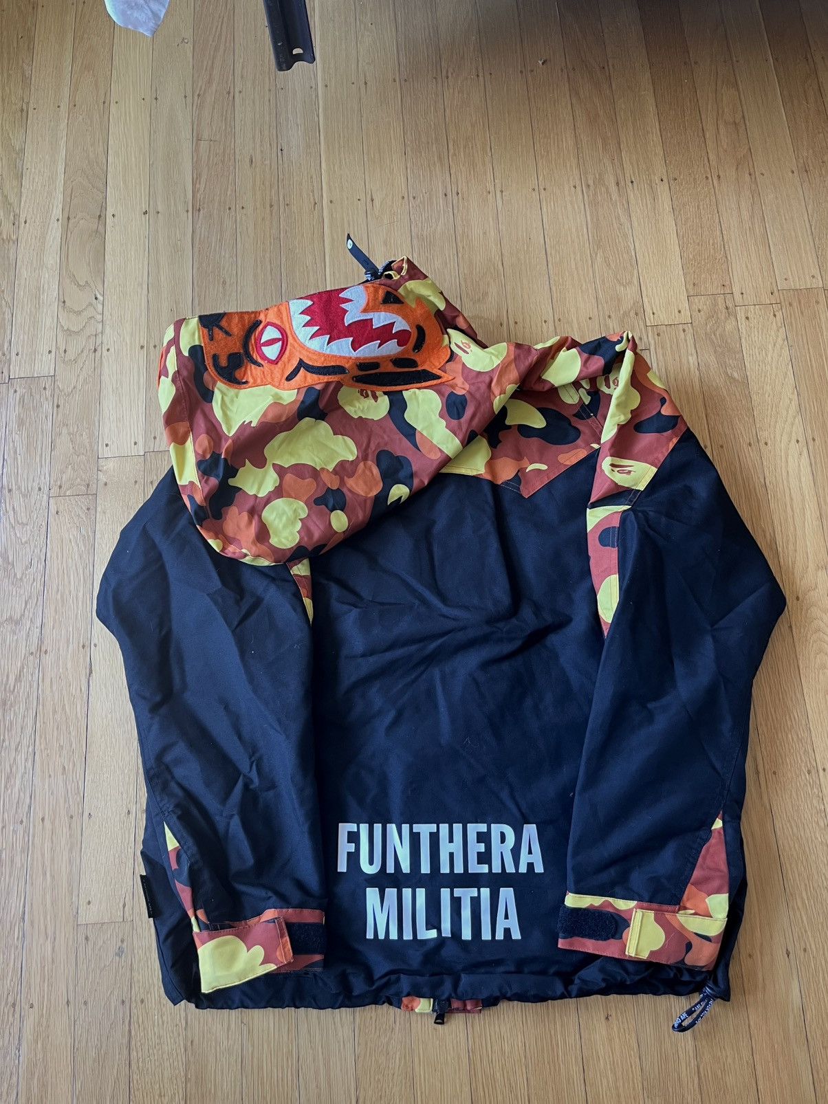 Bape Bape 1st Camo Tiger Snowboard Jacket Size US L / EU 52-54 / 3 - 2 Thumbnail